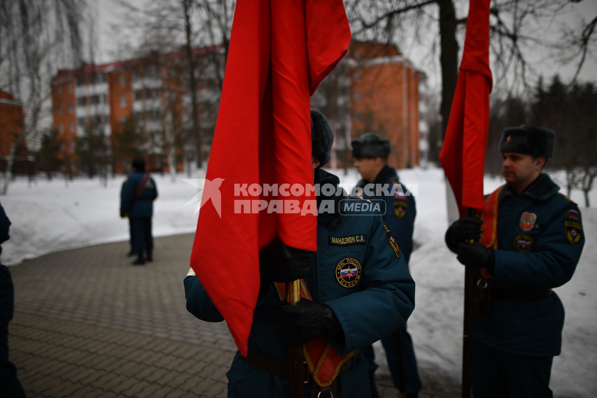 Московская область. Курсанты МЧС во время репетиции к Параду Победы на плацу Академии гражданской защиты МЧС.