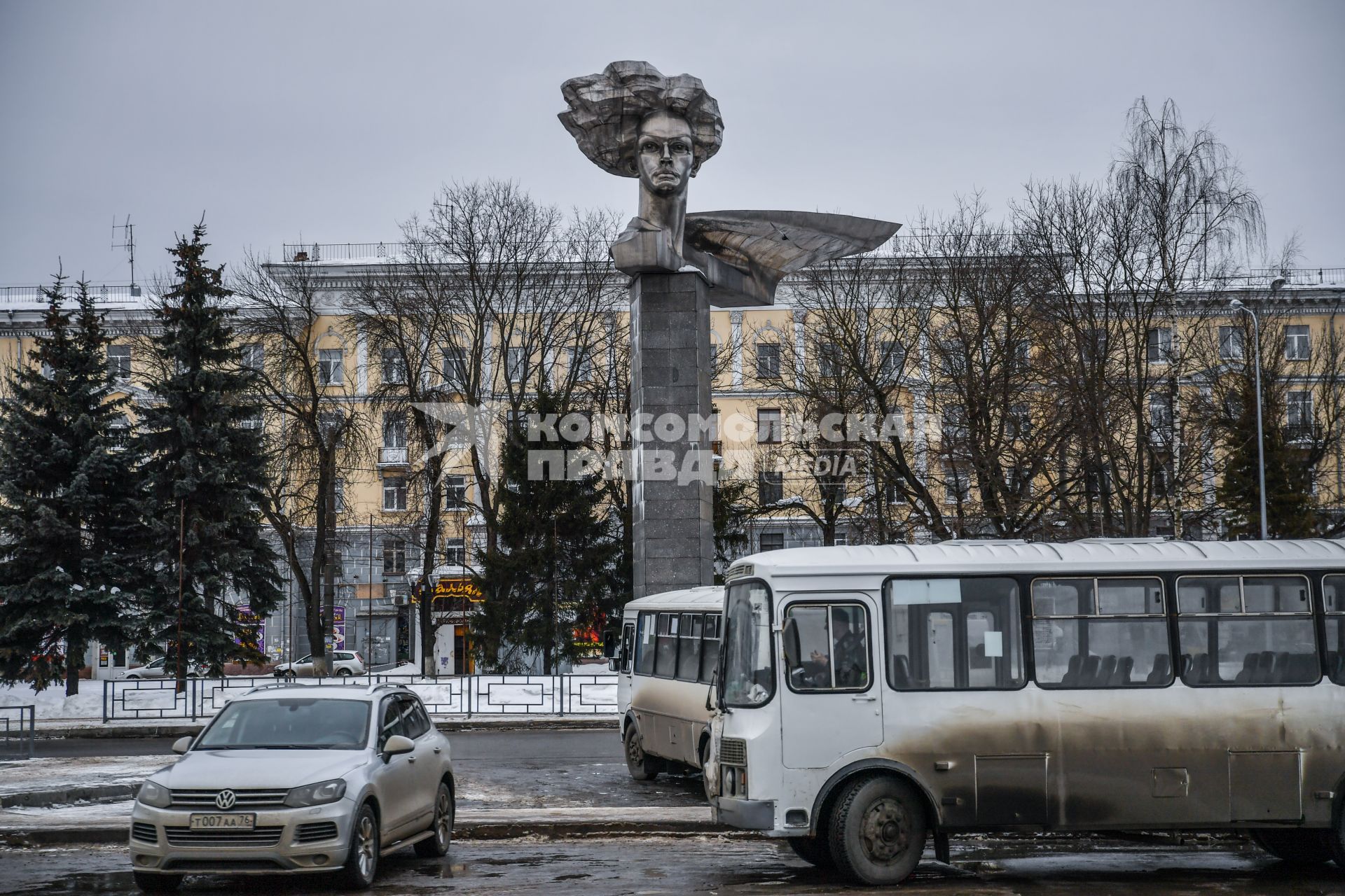 Иваново. Монумент Молодым революционеркам текстильного края.