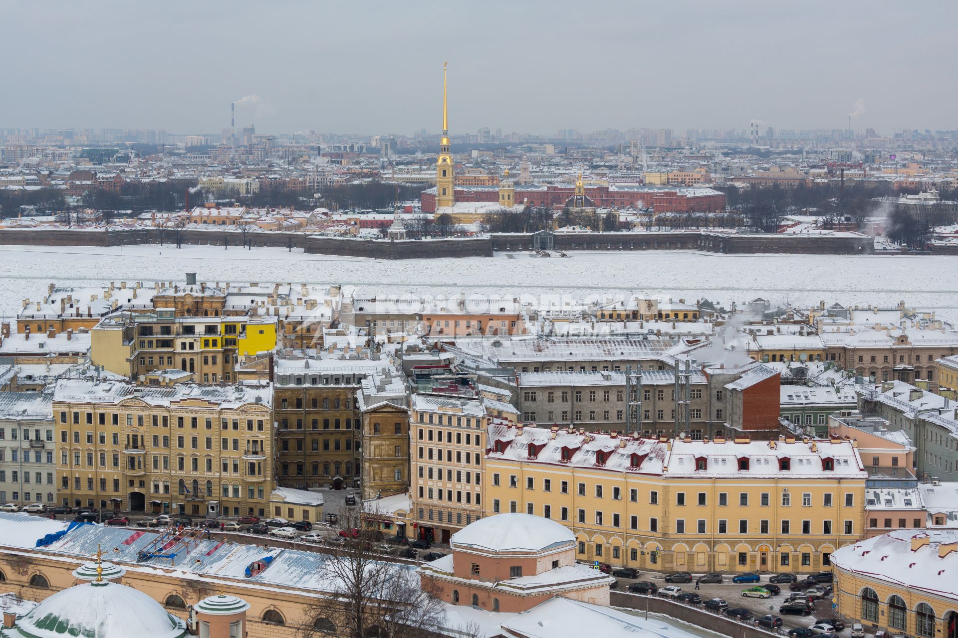 24.01.18 Санкт-Петербург.   Вид на город  на Петропавловскую крепость.