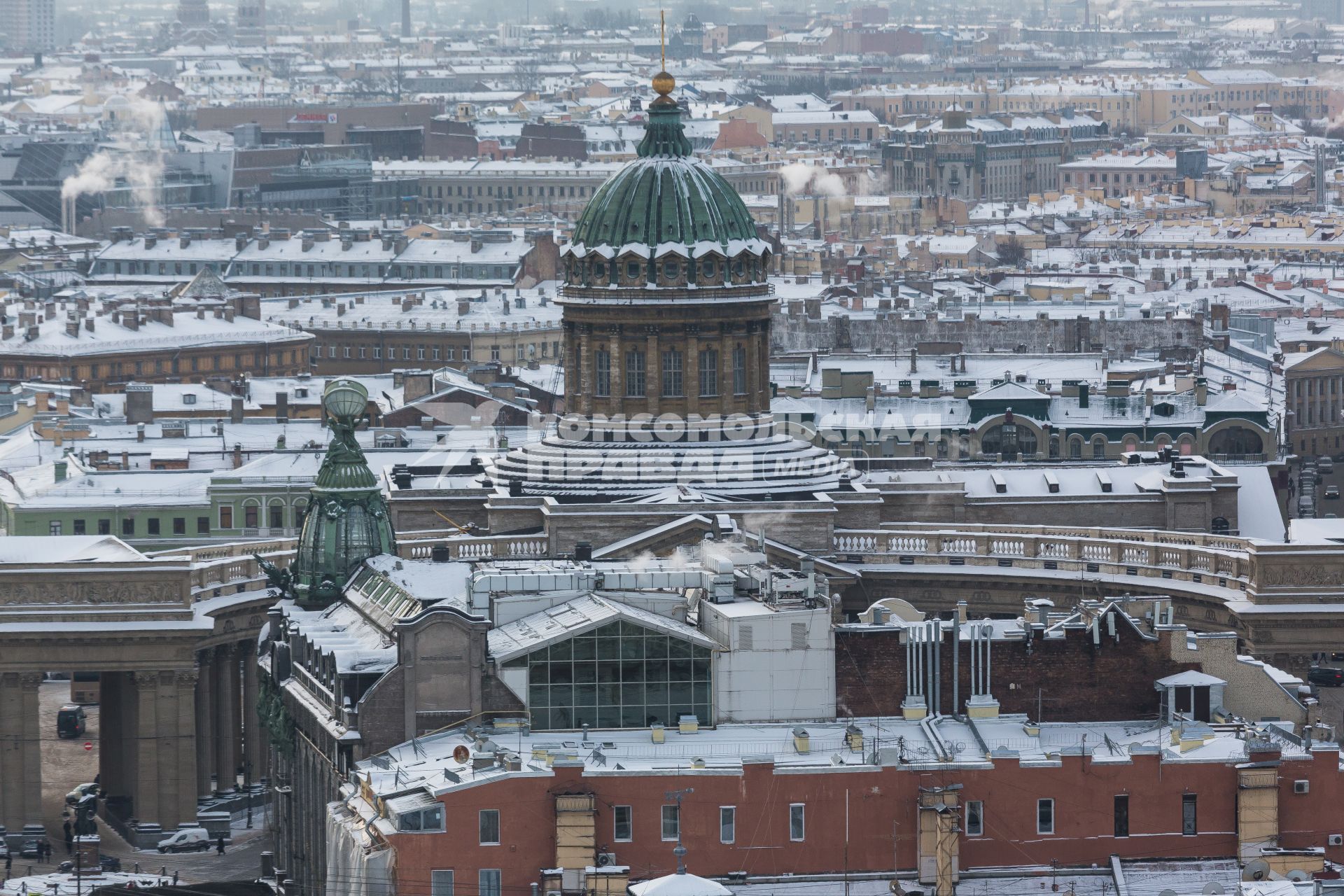 24.01.18 Санкт-Петербург.   Вид  с высоты на Казанский собор.