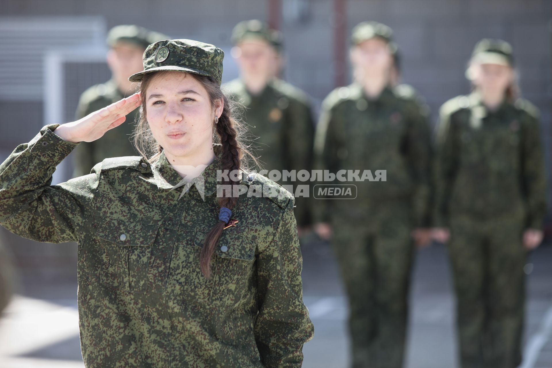 Ставрополь. Смотр  строевой подготовки отрядов  юнармейцев.