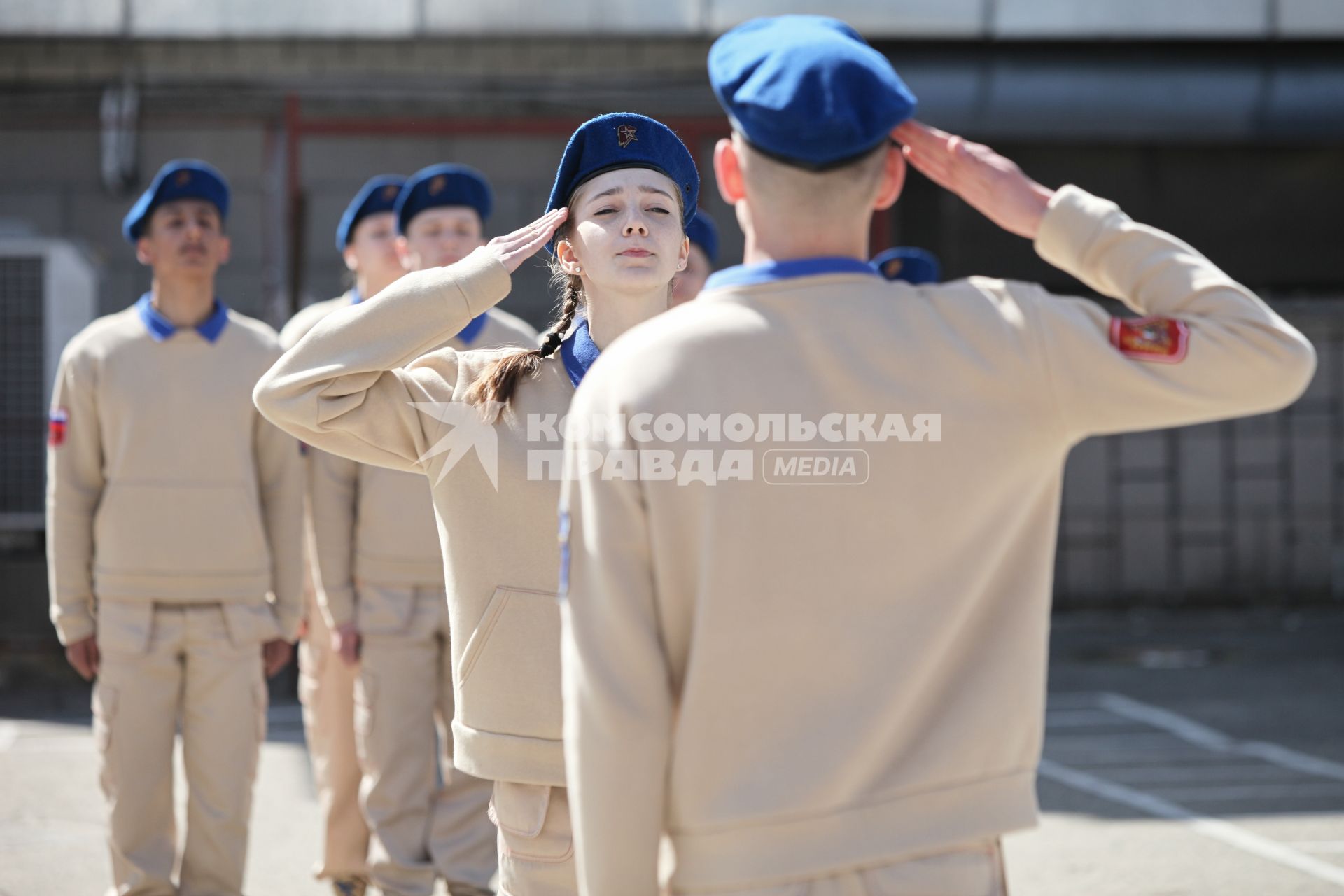 Ставрополь. Смотр  строевой подготовки отрядов  юнармейцев.