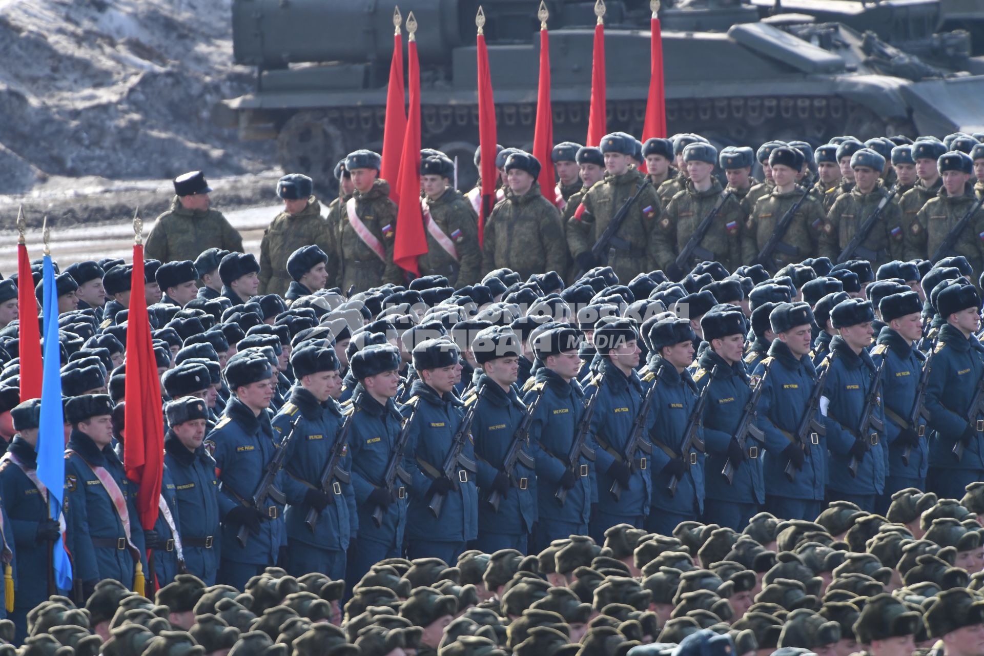 Московская область, Алабино. Военнослужащие на репетиции военного парада, посвященного 73-й годовщине Победы в Великой Отечественной войне.