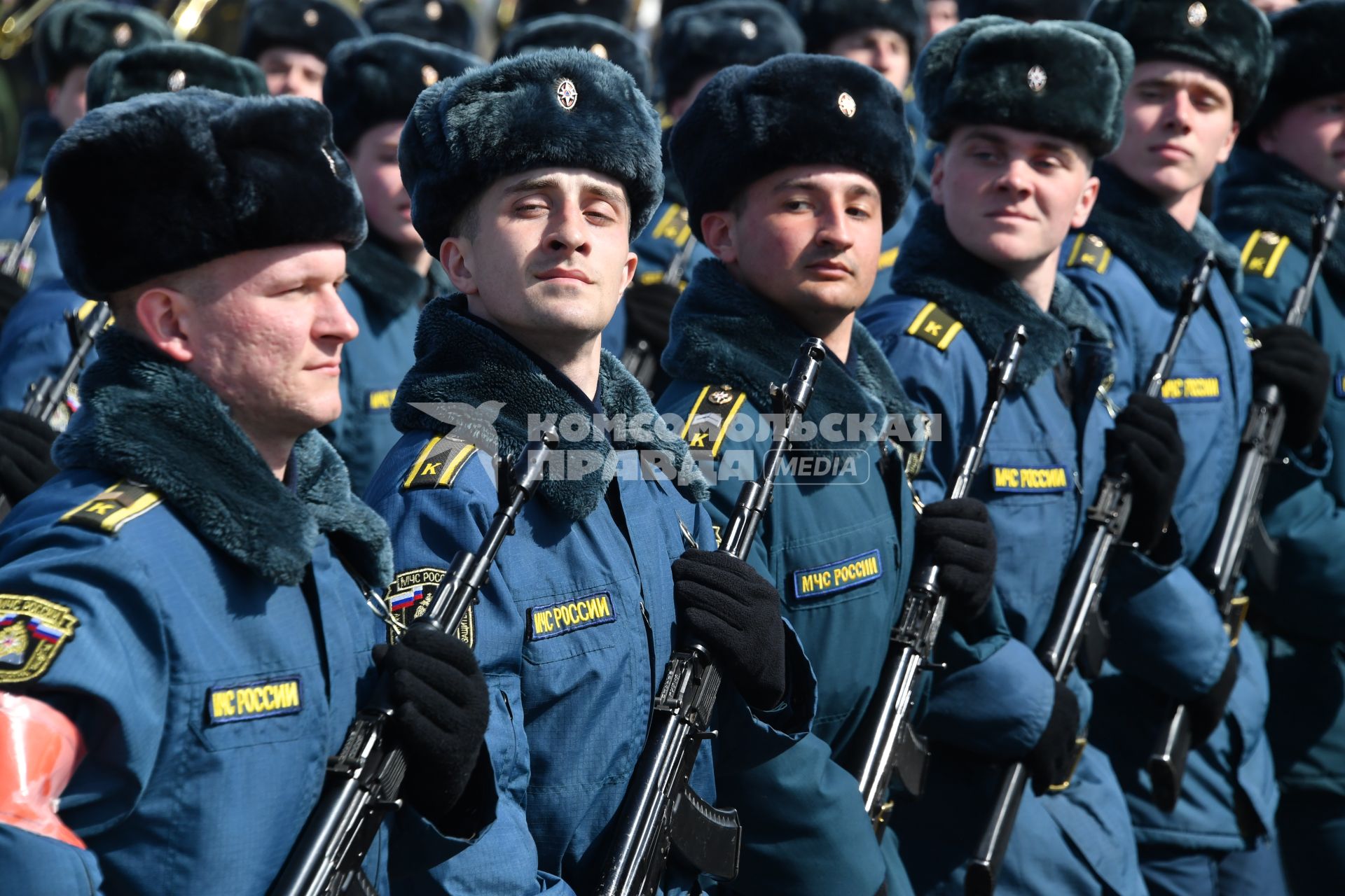 Московская область, Алабино. Военнослужащие на репетиции военного парада, посвященного 73-й годовщине Победы в Великой Отечественной войне.