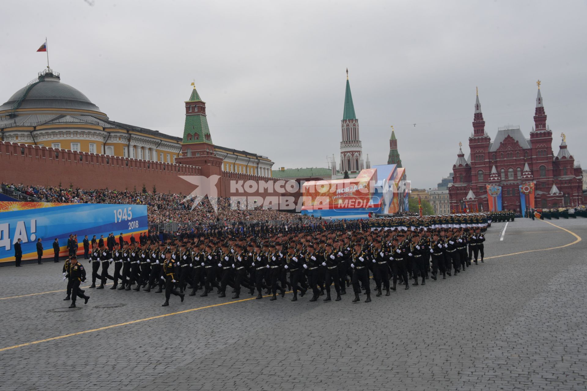Москва. Военнослужащие парадных расчетов во время генеральной репетиции парада на Красной площади, посвященного 73-й годовщине Победы в Великой Отечественной войне.