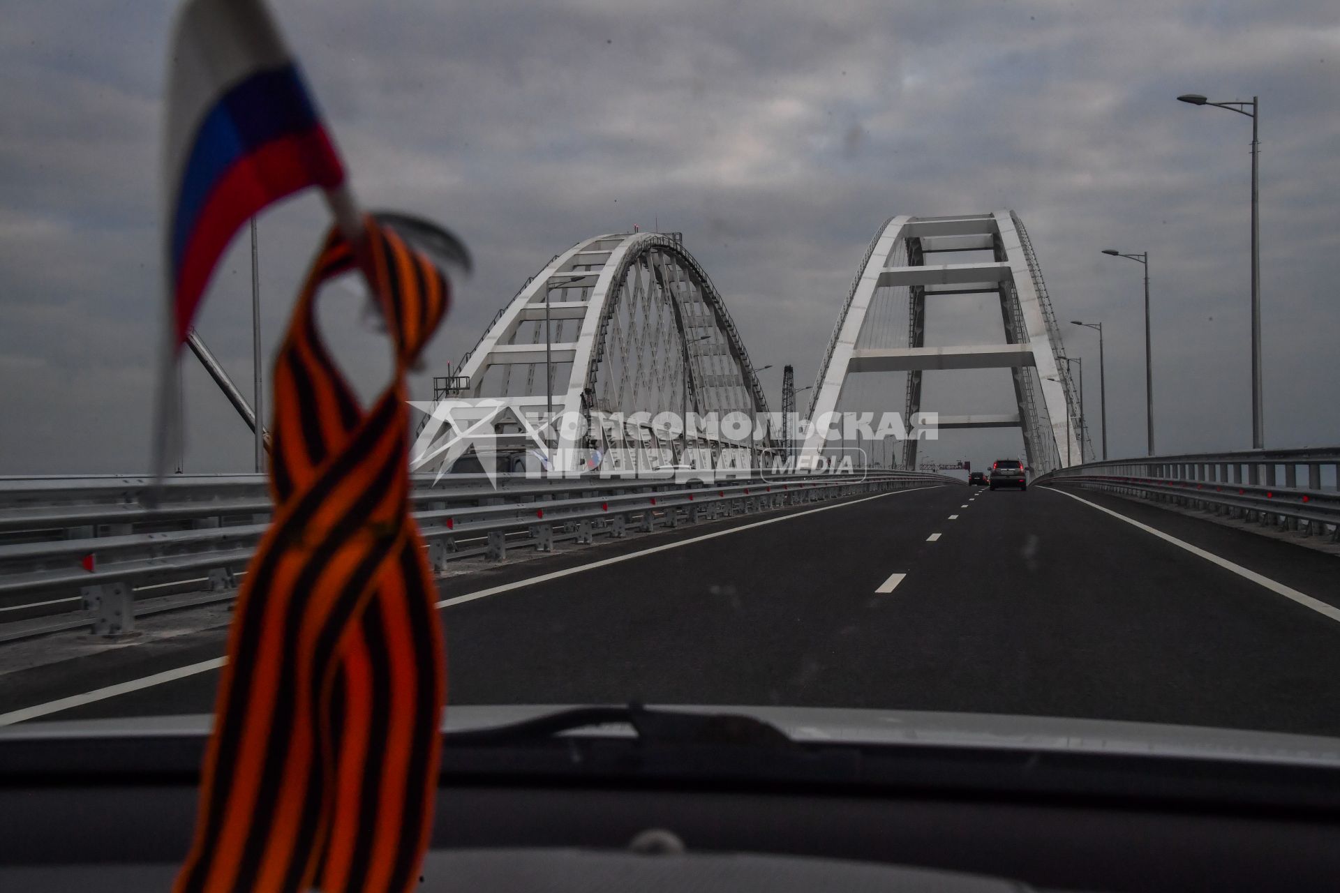 Тамань. Открытие движения по автодорожной части Крымского моста через Керченский пролив.