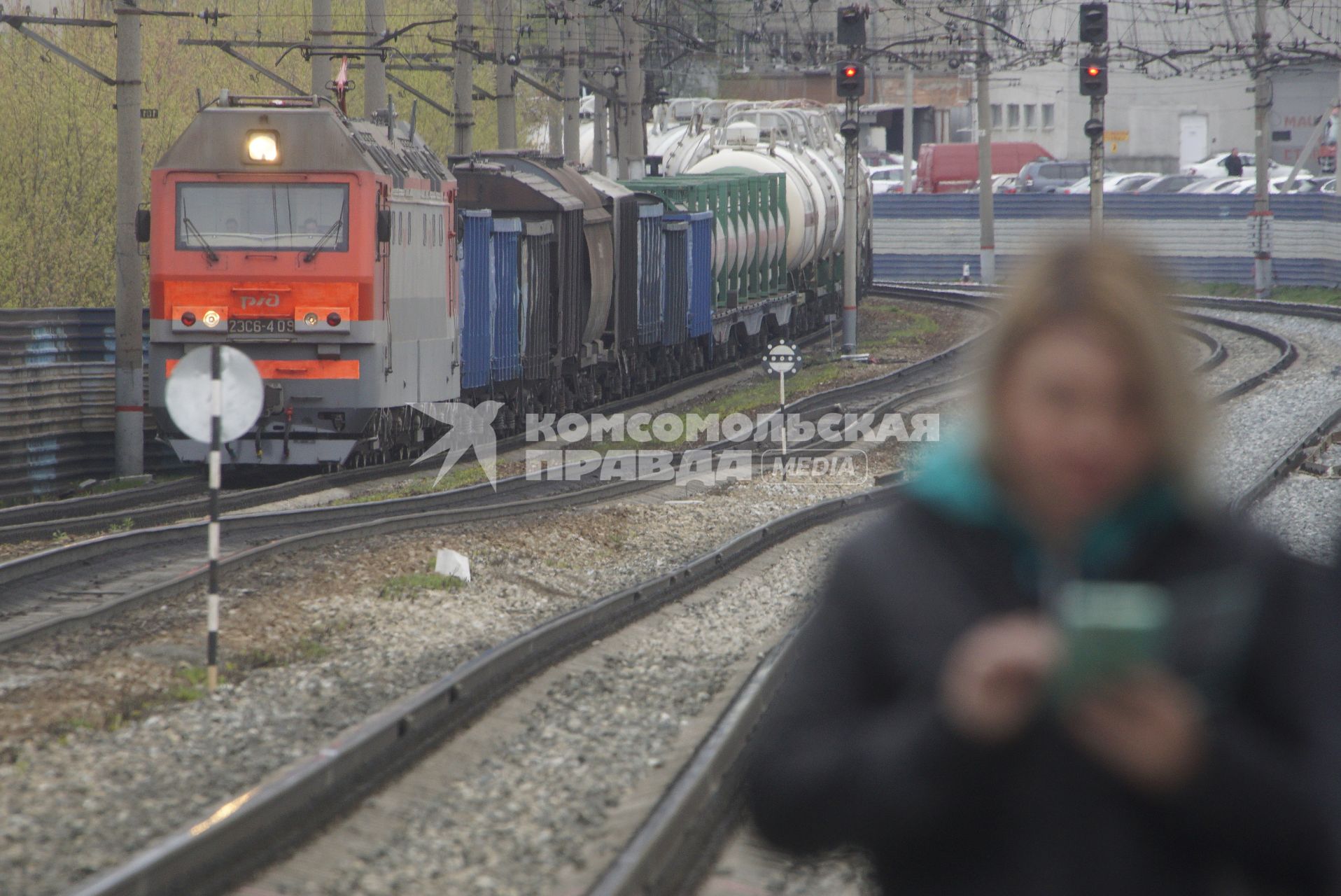 Екатеринбург. Грузовой поезд