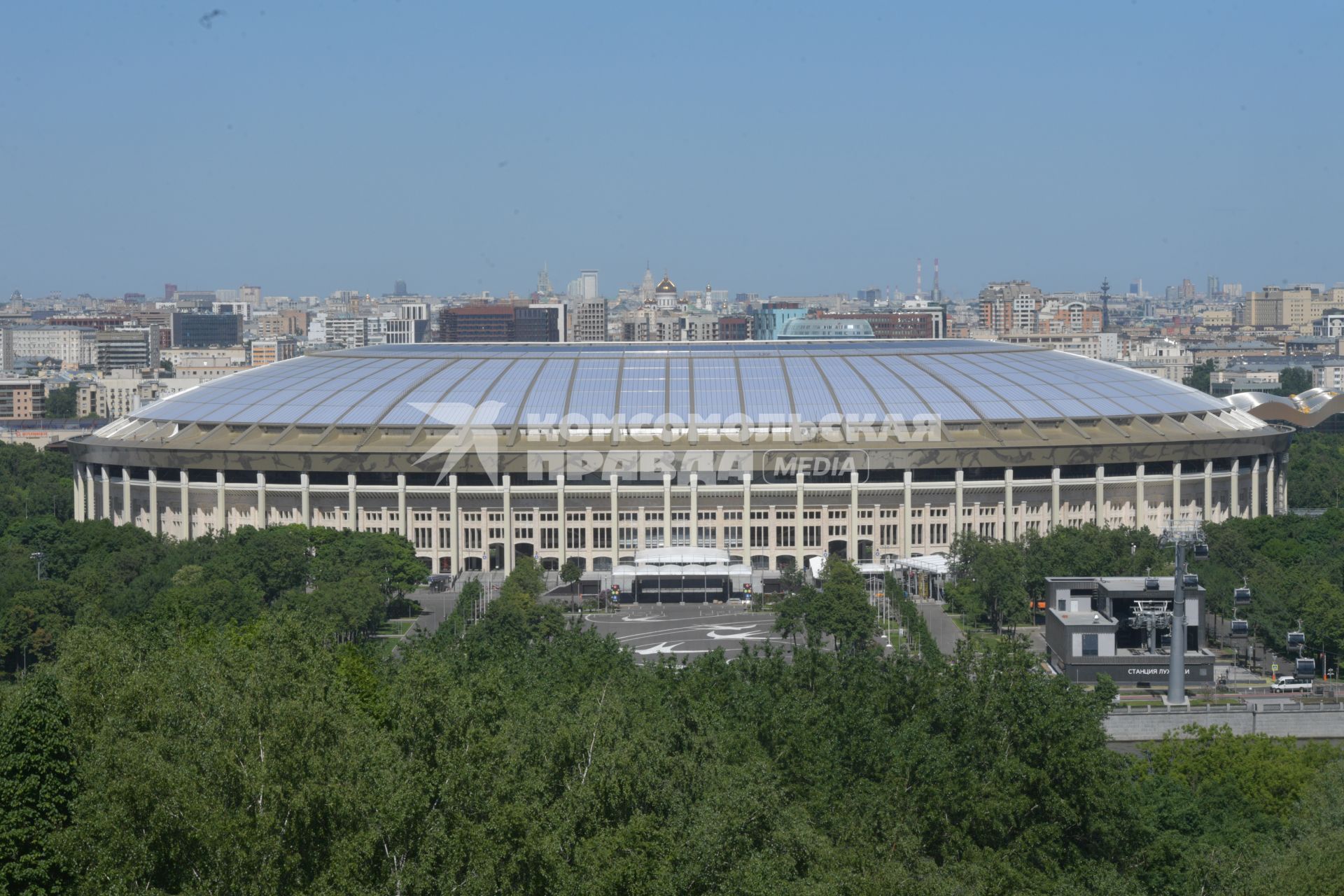 Москва. Вид на большую спортивную арену `Лужники`, где пройдут матчи чемпионата мира по футболу 2018.