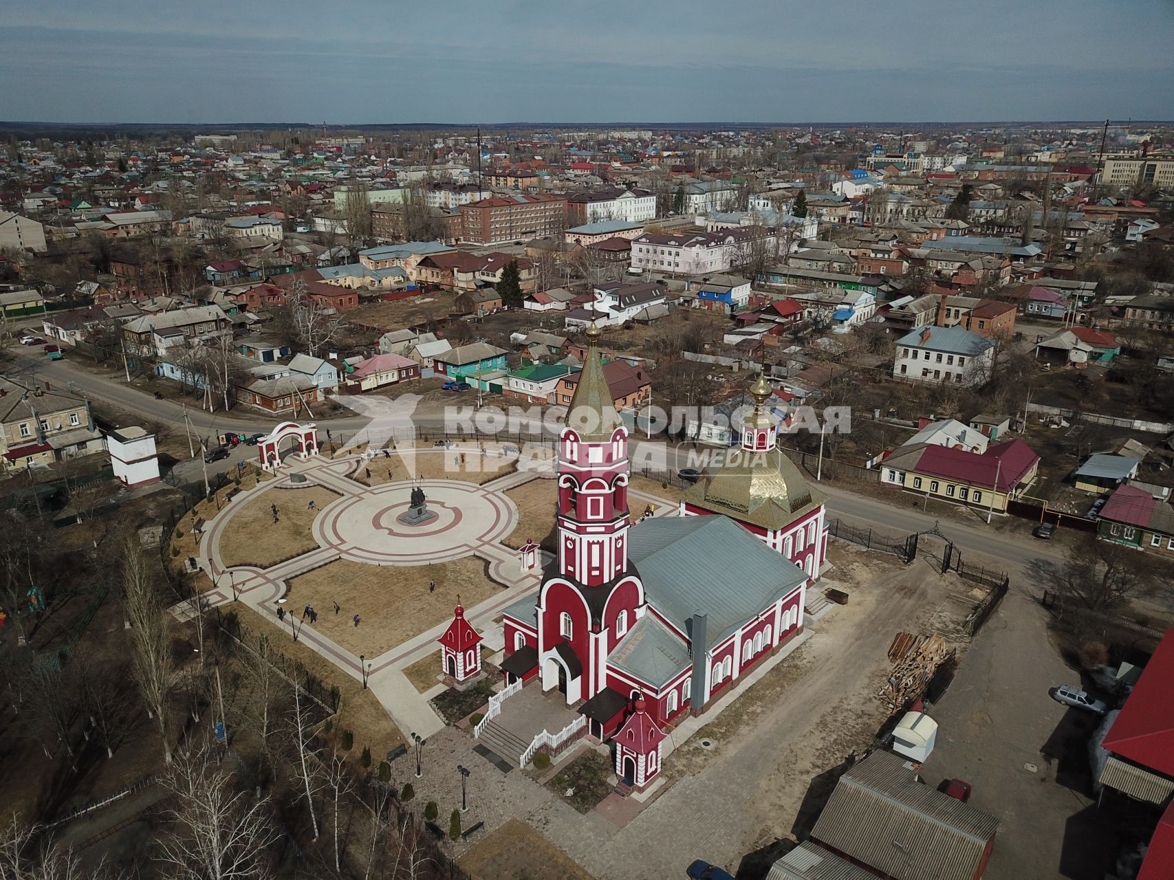 Борисоглебск. Вид  города сверху. Церковь Бориса и Глеба.