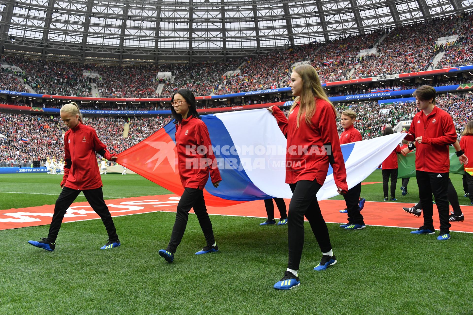 Москва. Церемония  открытия чемпионата мира по футболу 2018 в `Лужниках`.