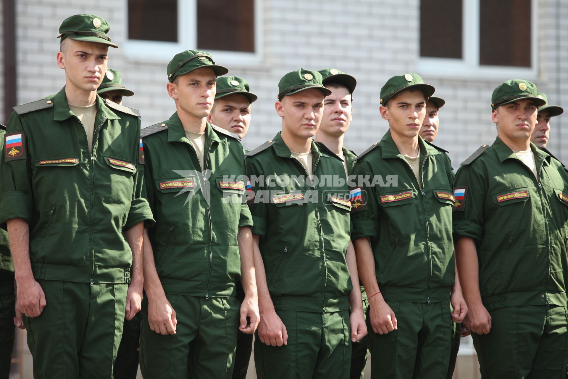 Ставрополь.  Призывники перед отправкой на службу.