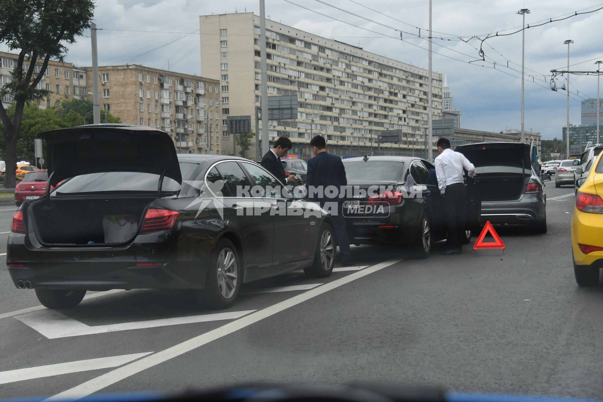 Москва. ДТП на Ленинградском проспекте.