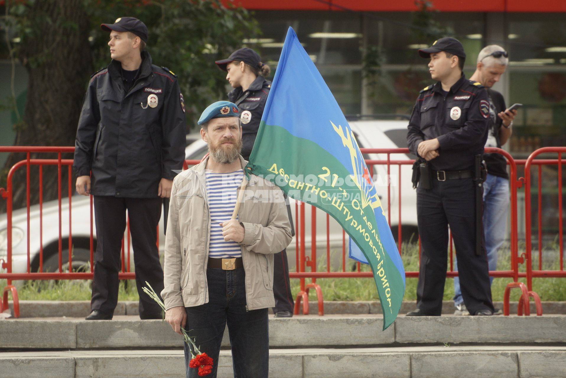 Екатеринбург. Десантник во время празднования дня ВДВ