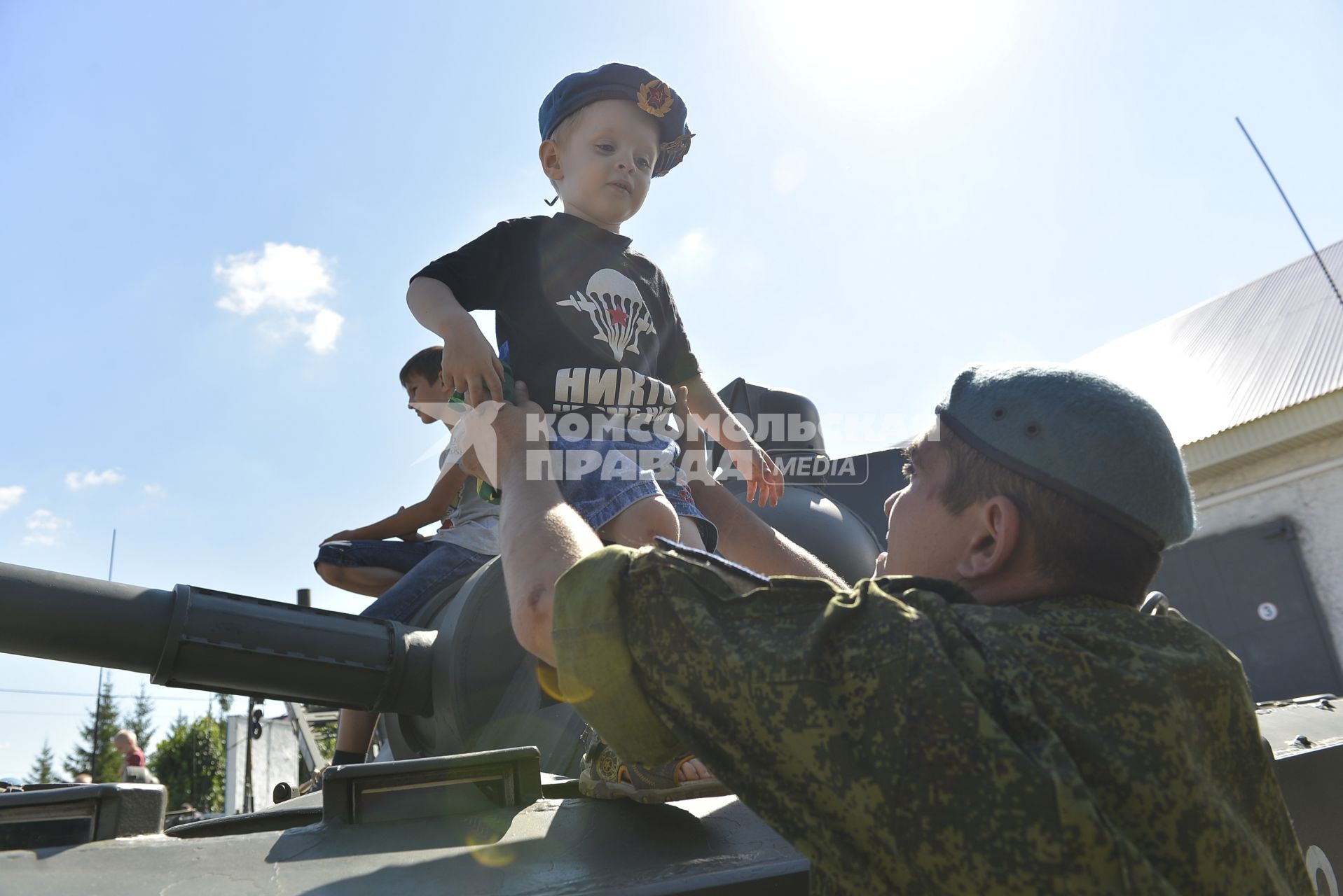 Тула. Во время празднования Дня Воздушно-десантных войск.