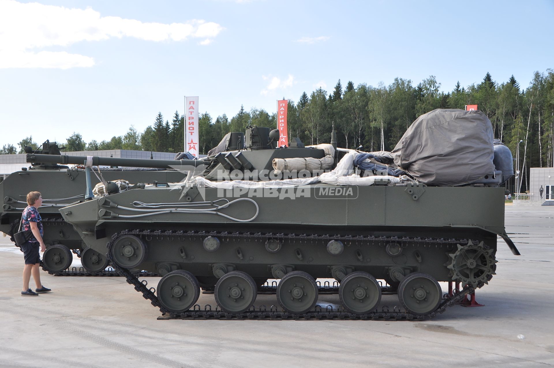 Московская область, Кубинка. Боевая машина десанта БМД-4М на выставке военной техники в рамках международного военно-технического форума `Армия-2017` в парке `Патриот`.