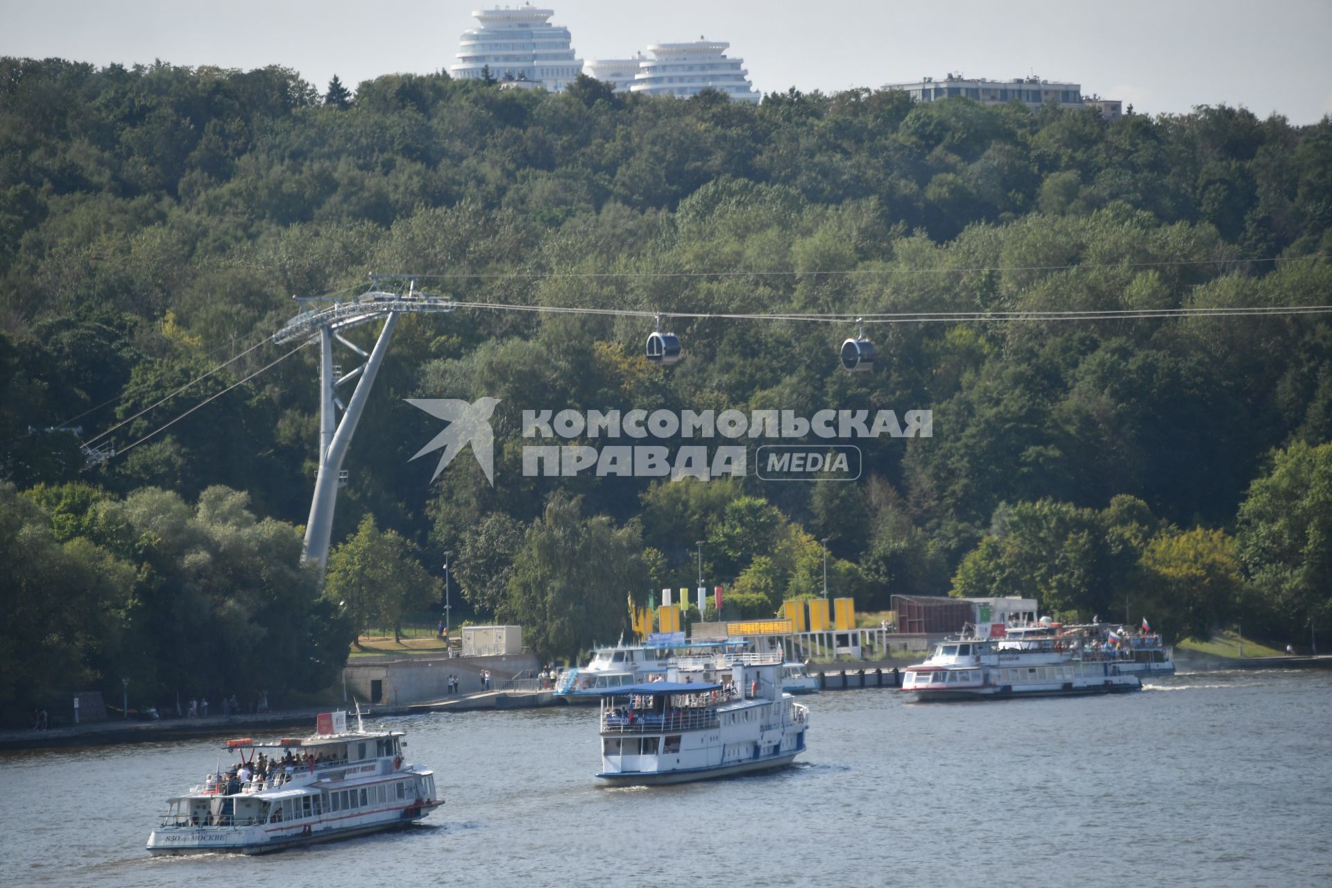 Москва. Канатная дорога на Воробьевых горах.