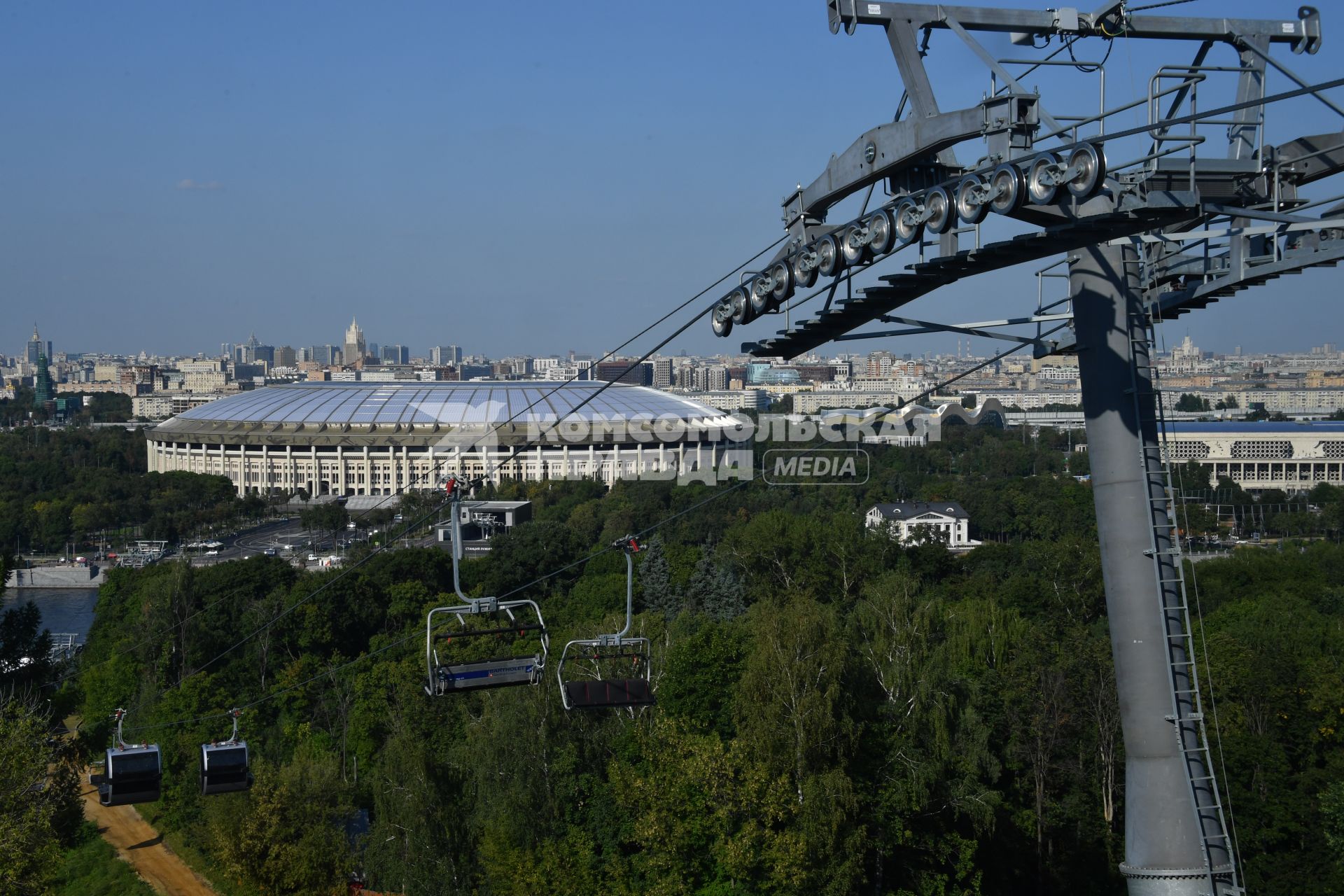 Москва. Канатная дорога на Воробьевых горах.