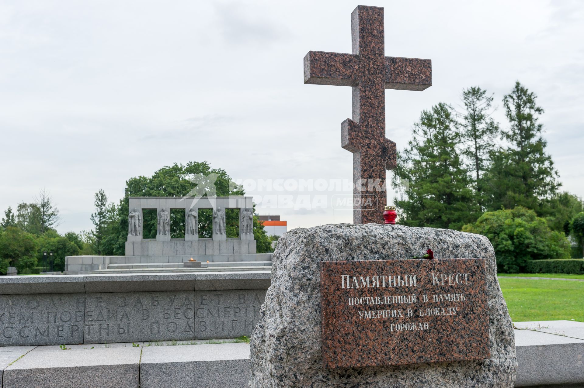 Санкт-Петербург,Серафимовское кладбище. Мемориал жертвам блокады Ленинграда