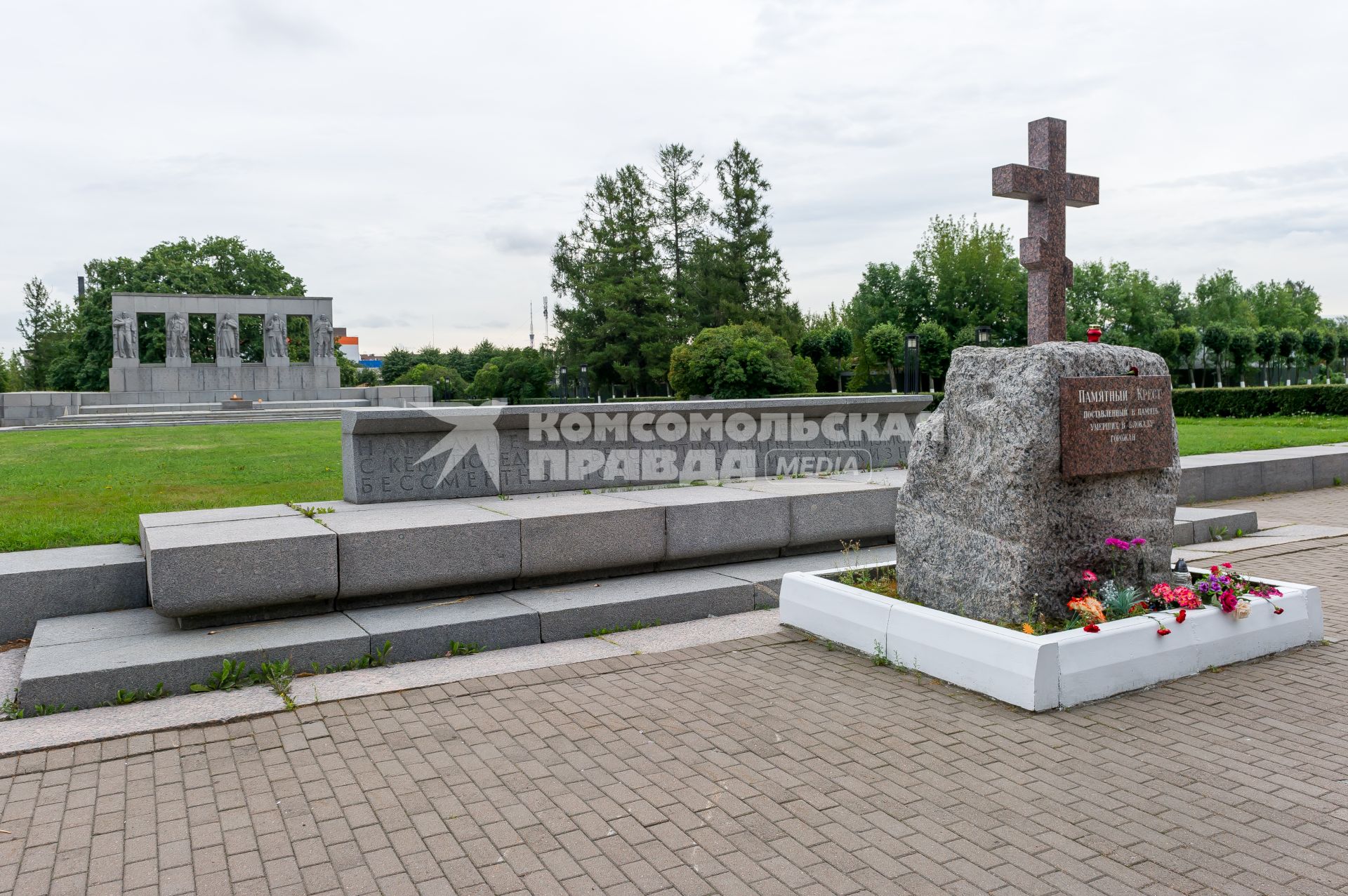 Санкт-Петербург,Серафимовское кладбище. Мемориал жертвам блокады Ленинграда