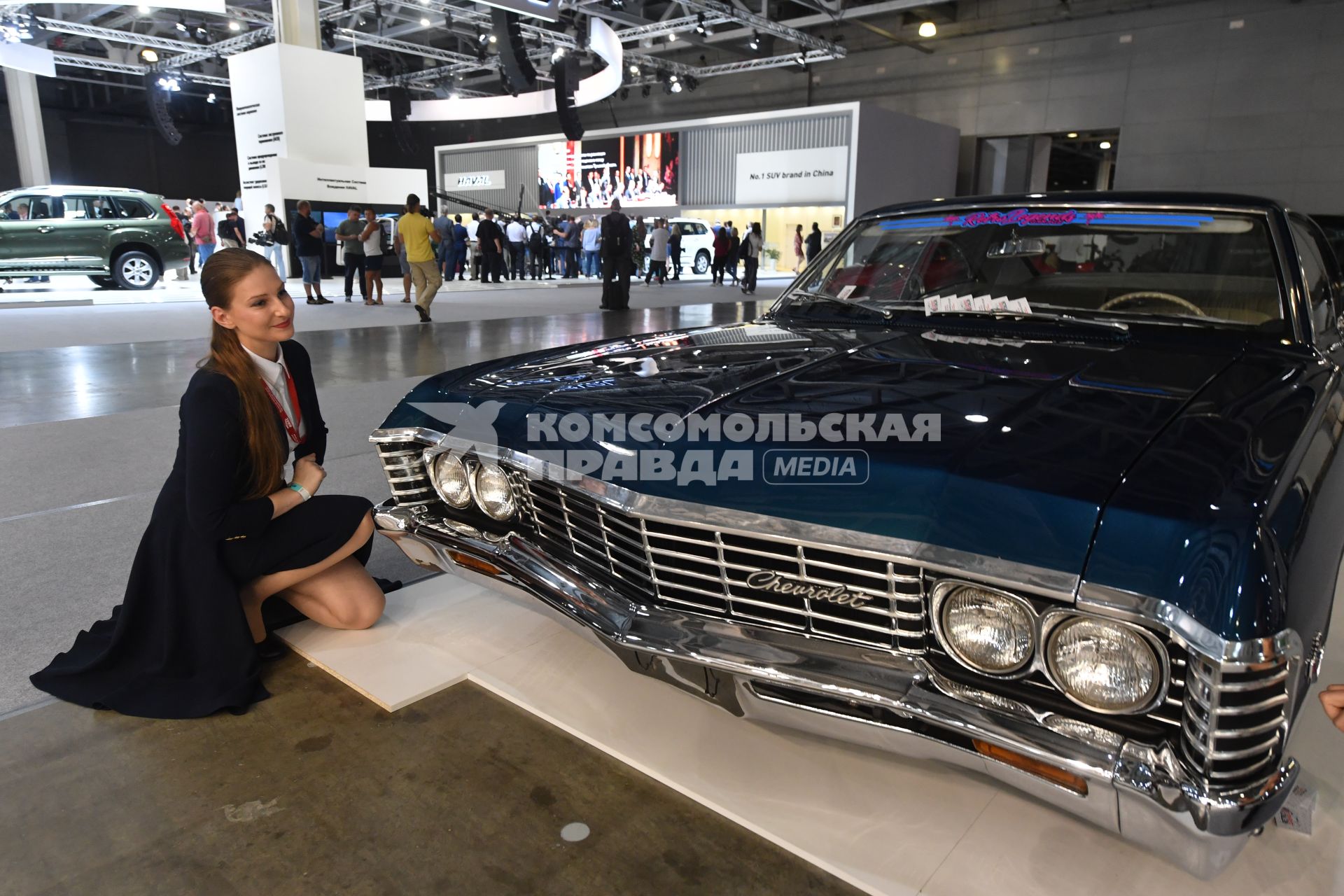 Москва. Автомобиль Chevrolet на московском международном автомобильном салоне в МВЦ `Крокус Экспо`.