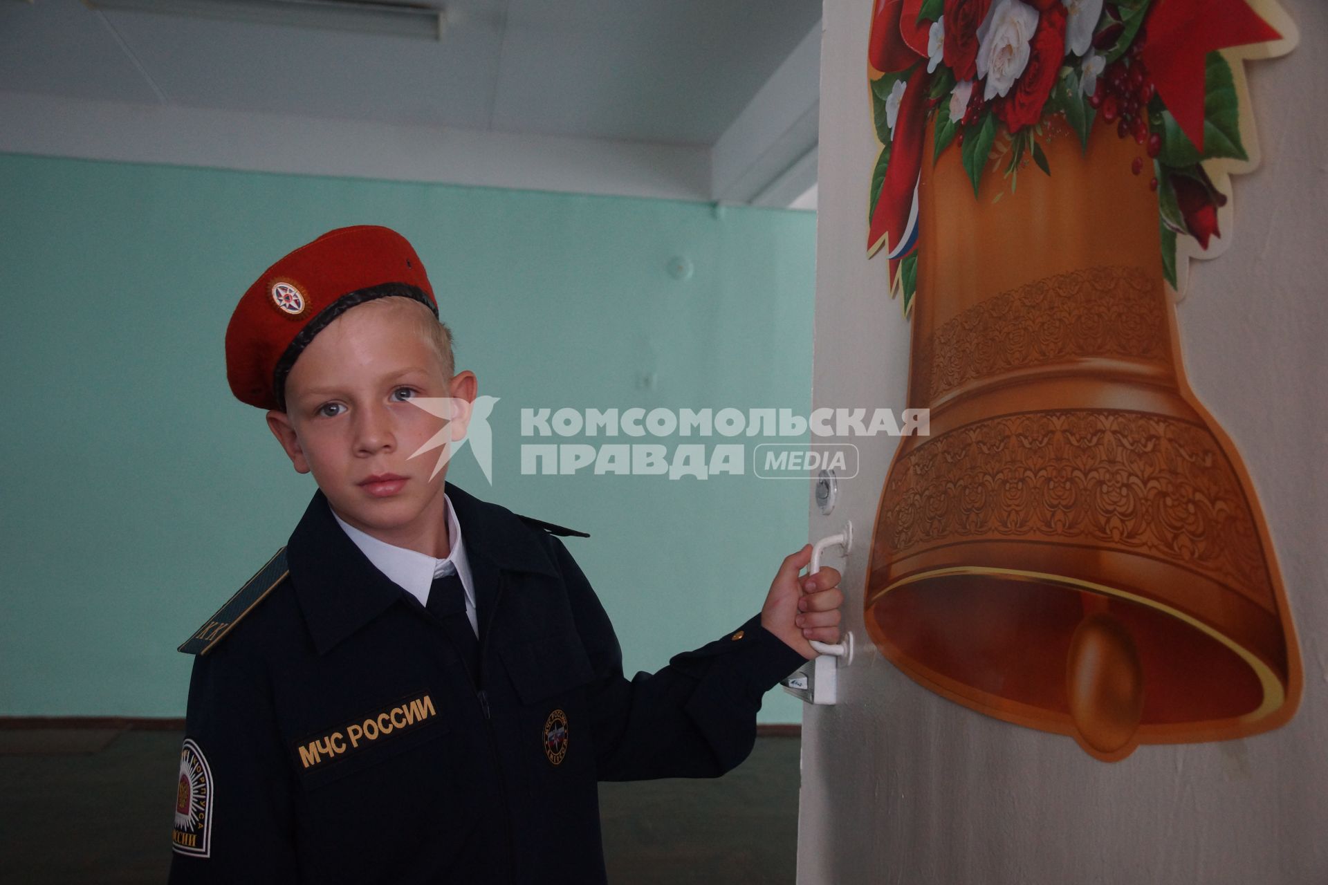 Тольятти. День знаний в кадетском классе  МЧС одной из школ города.