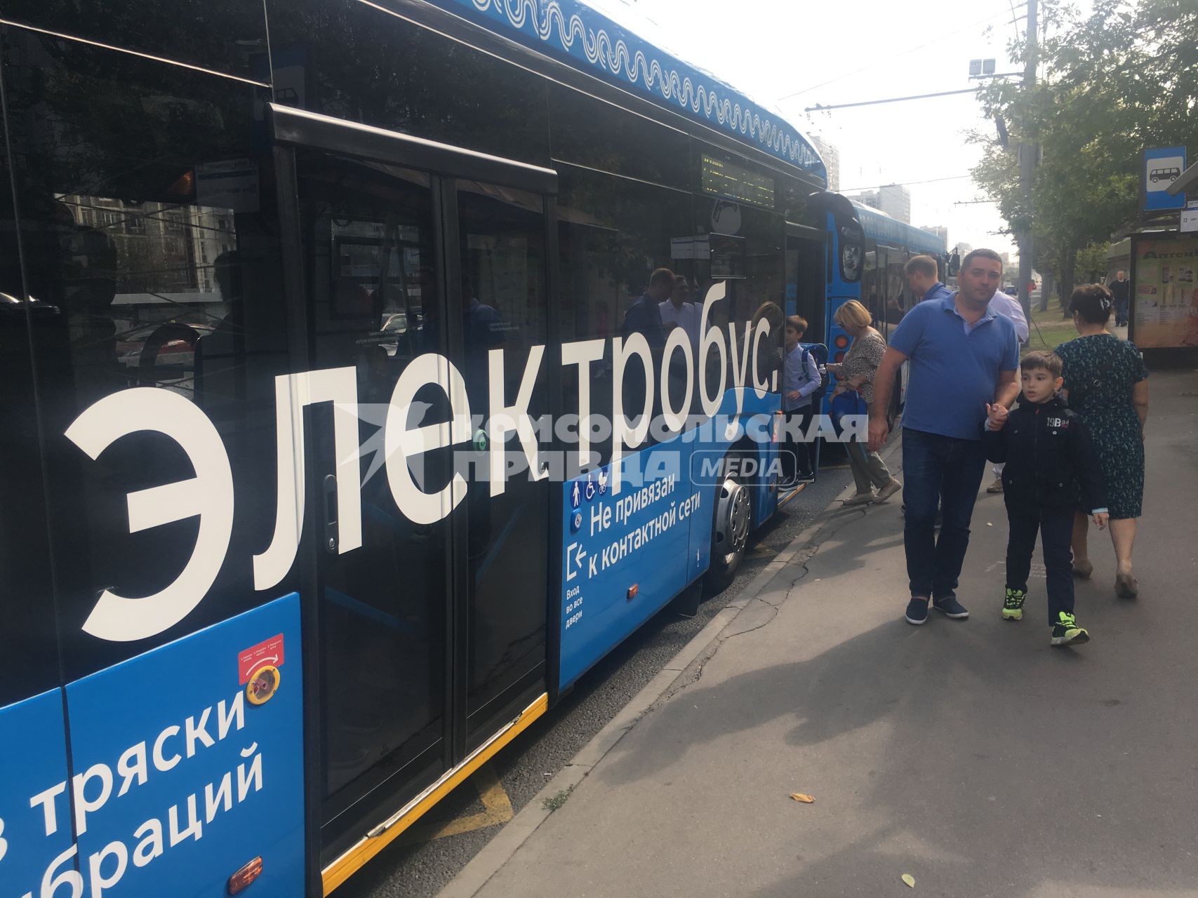 Москва. Первый электробус на маршруте #73 `ВДНХ` - 6-й микрорайон Бибирева.