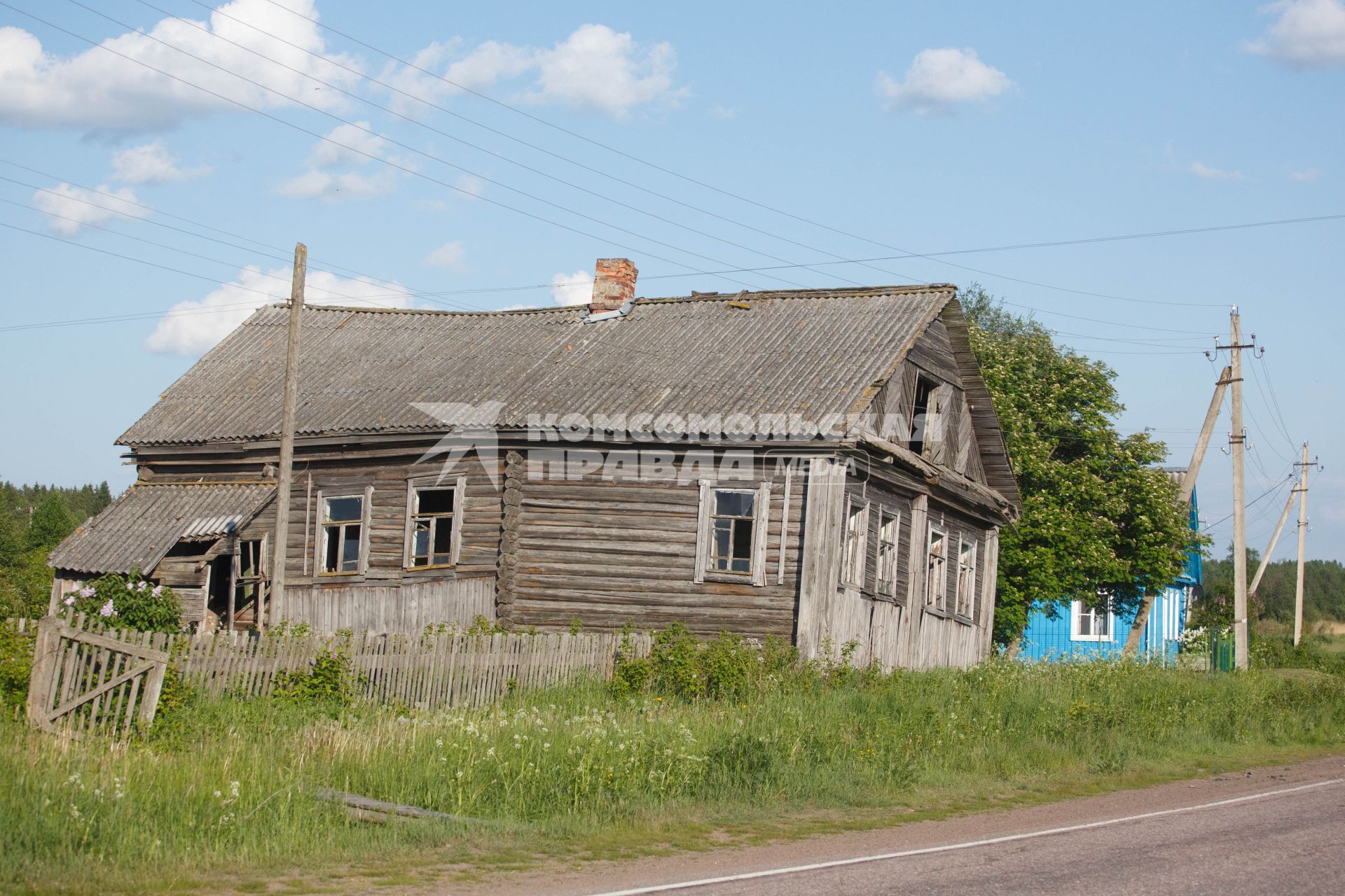 Республика Карелия. Олонец. Старый деревянный дом.