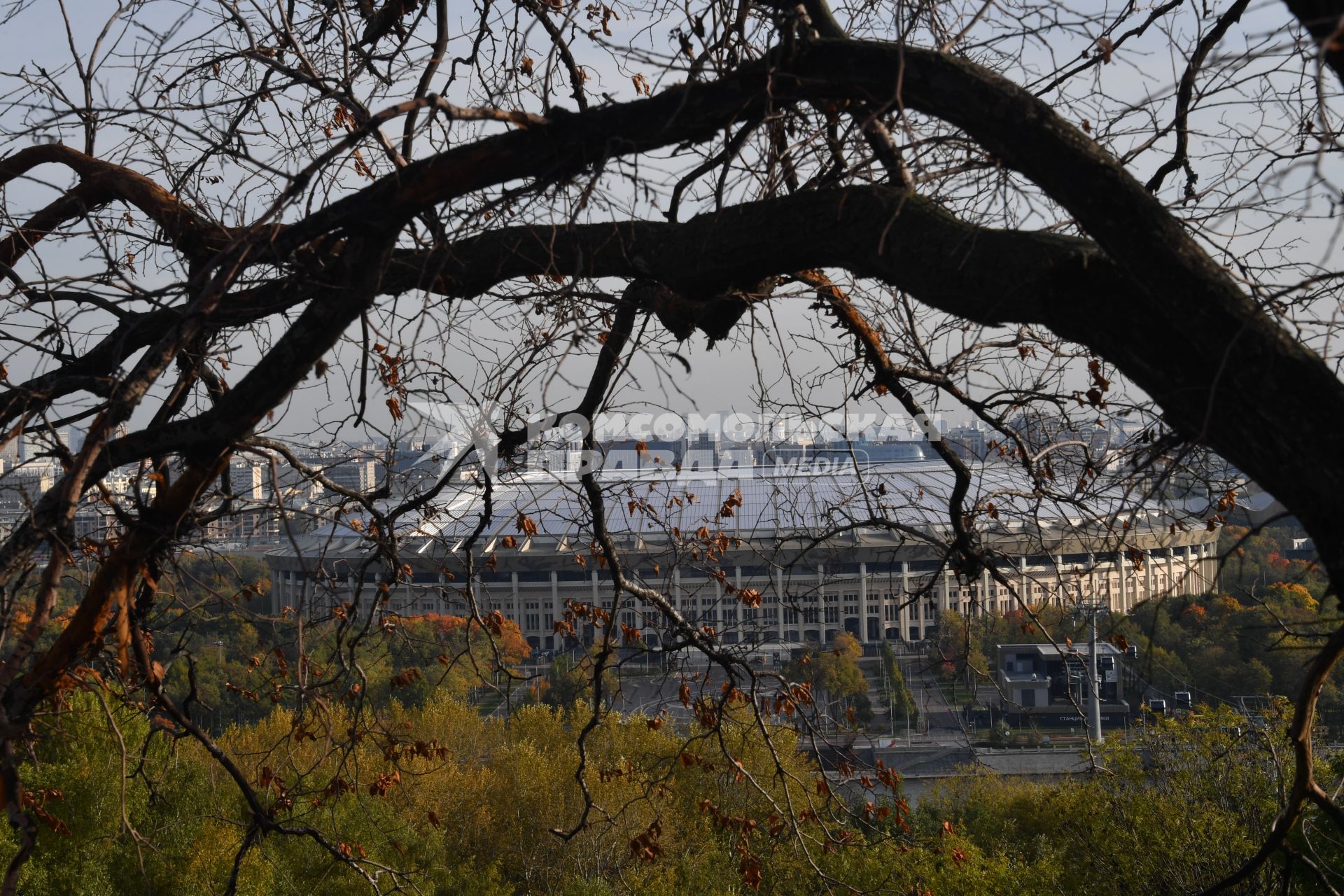 Москва. Вид на стадион Лужники.