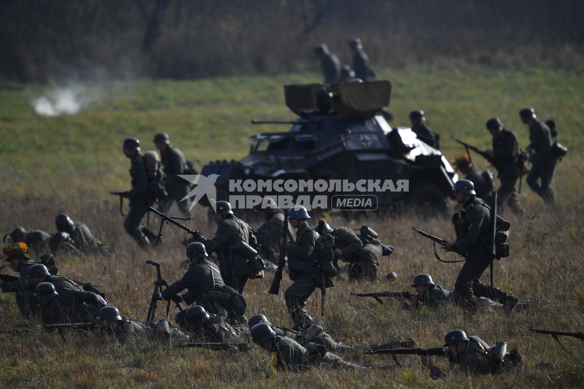 Московская область, Бородино. Участники реконструкции боев на Можайской линии обороны в октябре 1941 года,  проведенных  в рамках военно-исторического фестиваля `Москва за нами.1941 год`.