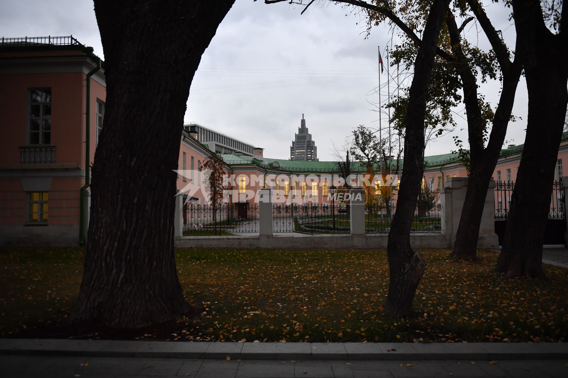 Москва. Здание Московской городской думы на Страстном бульваре.