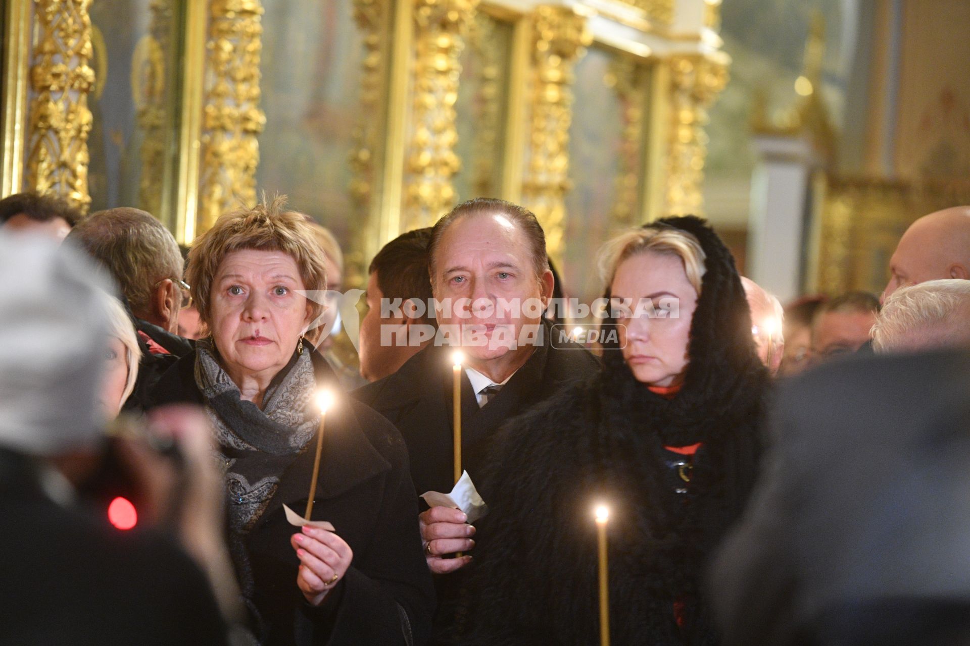 Москва. Композитор Максим Дунаевский на отпевании актера  Николая Караченцова в храме Воскресения Славущего на Успенском Вражке.