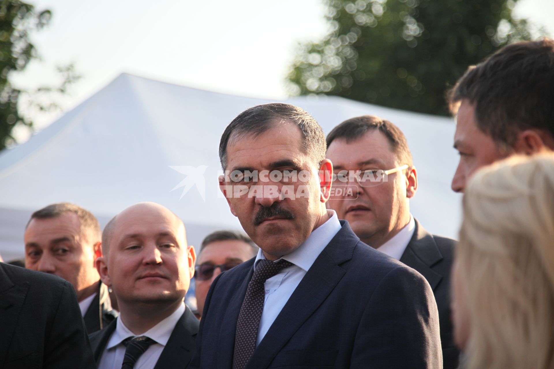 Ингушетия.  Глава Республики Ингушетия  Юнус-Бек Евкуров.