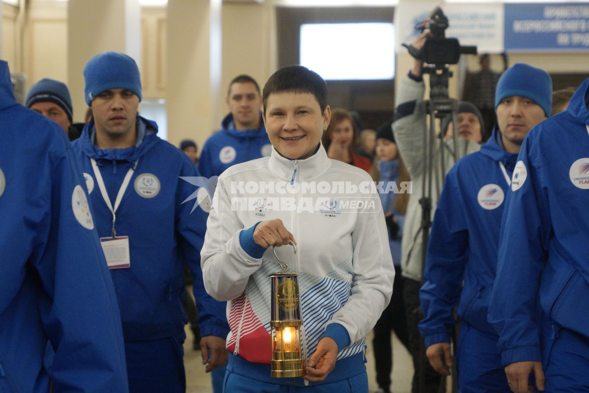 Екатеринбург. Заместитель генерального директора исполнительной дирекции XXIX Всемирной зимней универсиады Стелла Алексеева во время торжественной встречи огня в Екатеринбурге