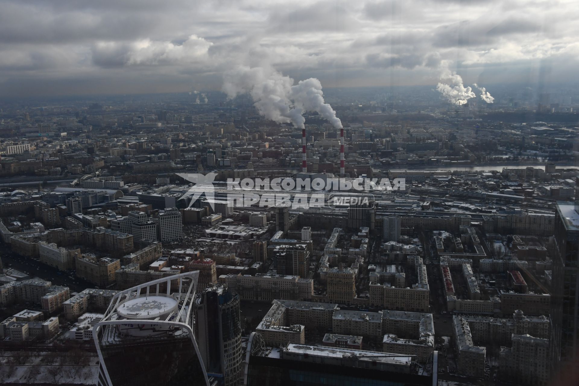 Москва.  Вид на город с 90-го этажа башни  `Федерация`Москва-Сити.