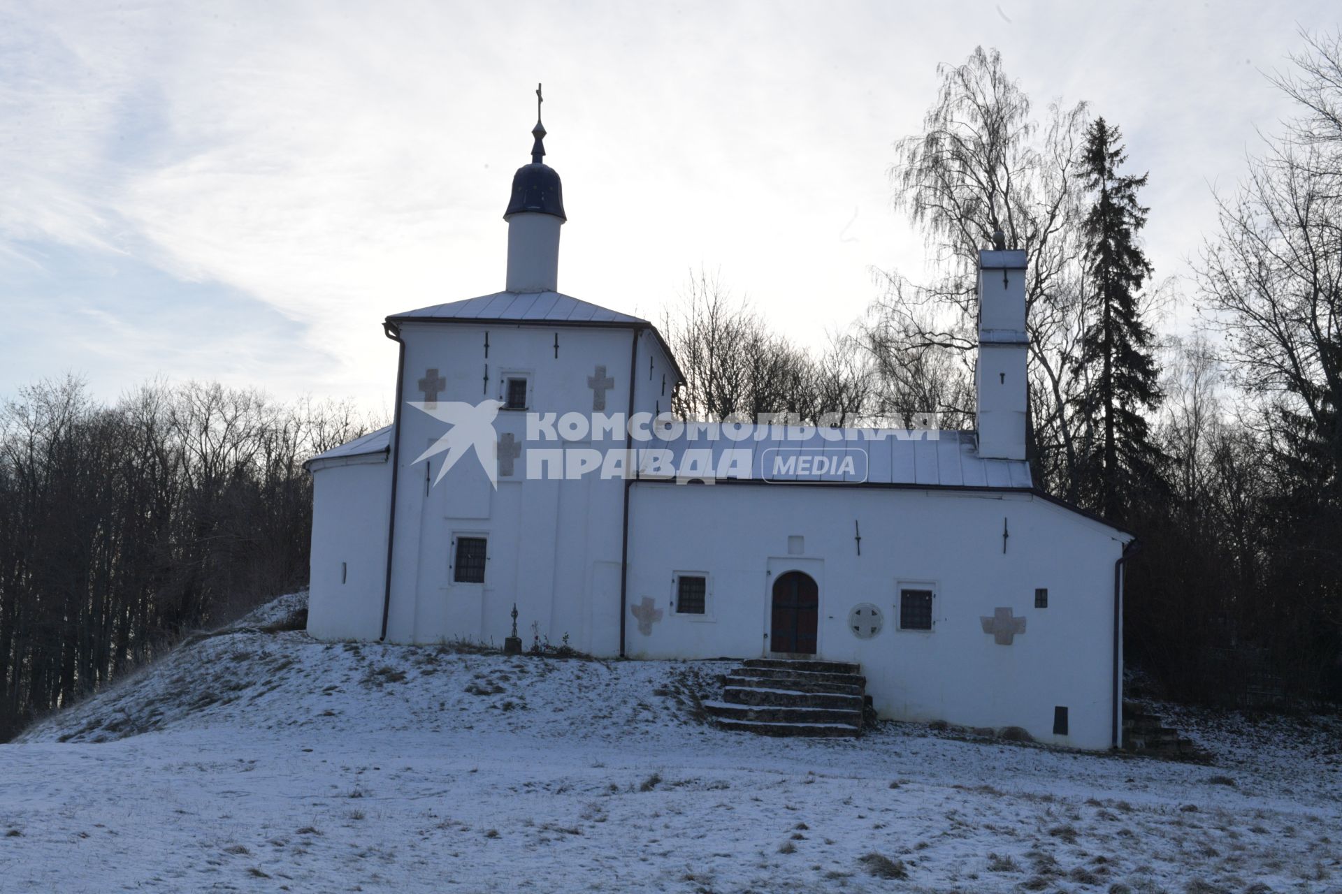 Псковская область, Изборск. Никольская церковь на Труворовом городище.