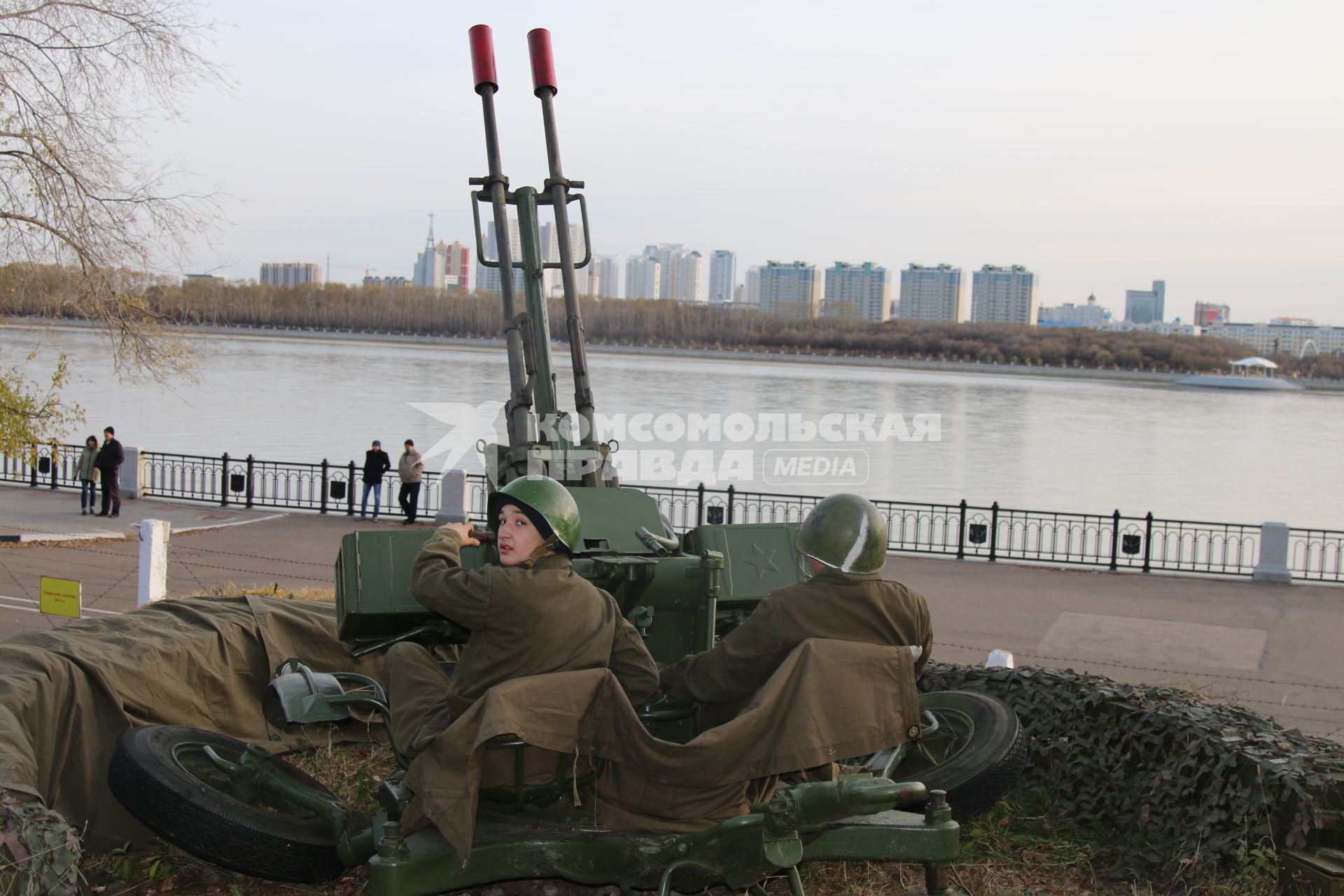 Благовещенск.   Военно-патриотическое воспитание молодежи на берегу реки Амур.