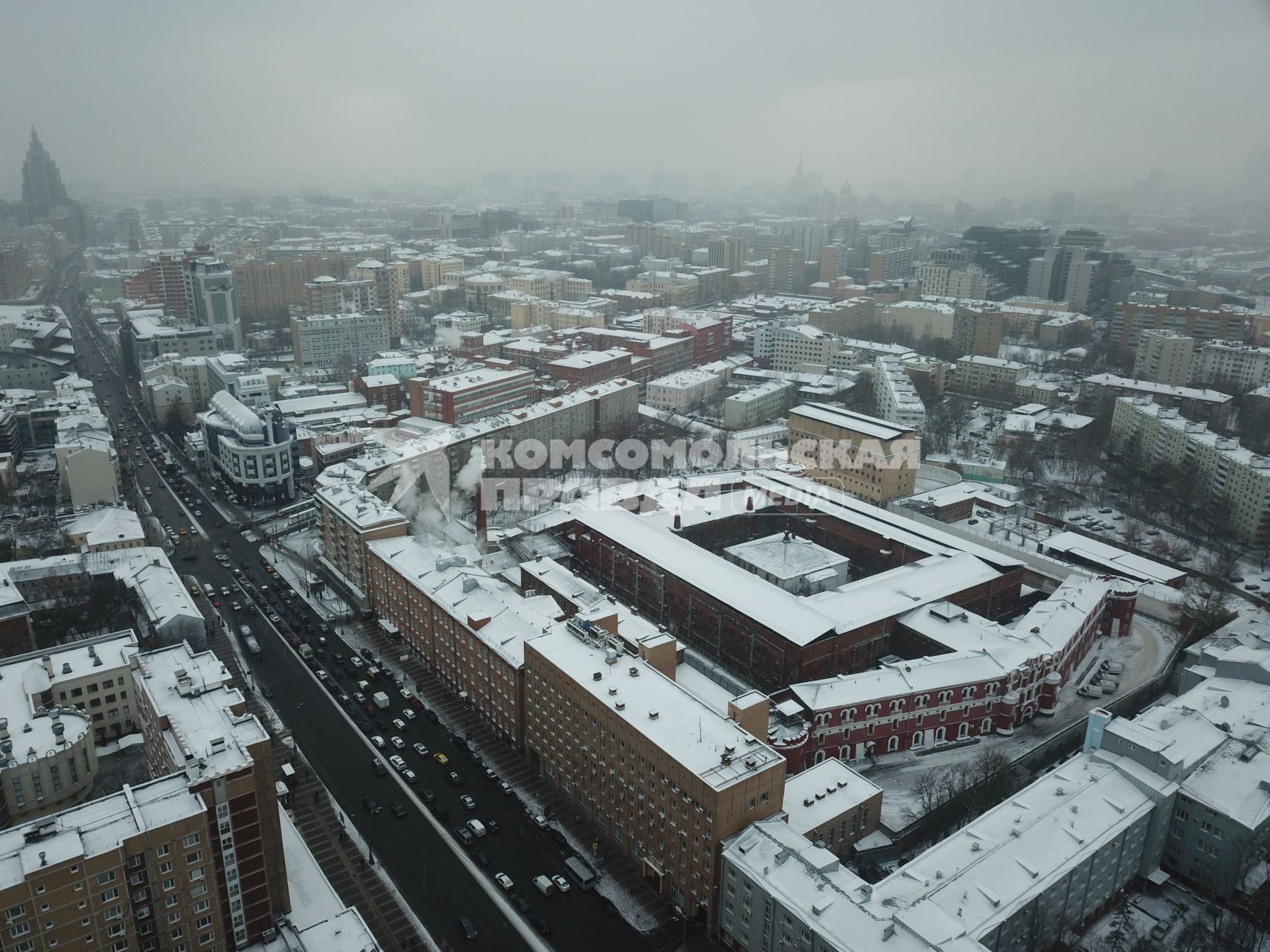 Москва.  Здание следственного изолятора # 2 Бутырская тюрьма в Тверском районе.