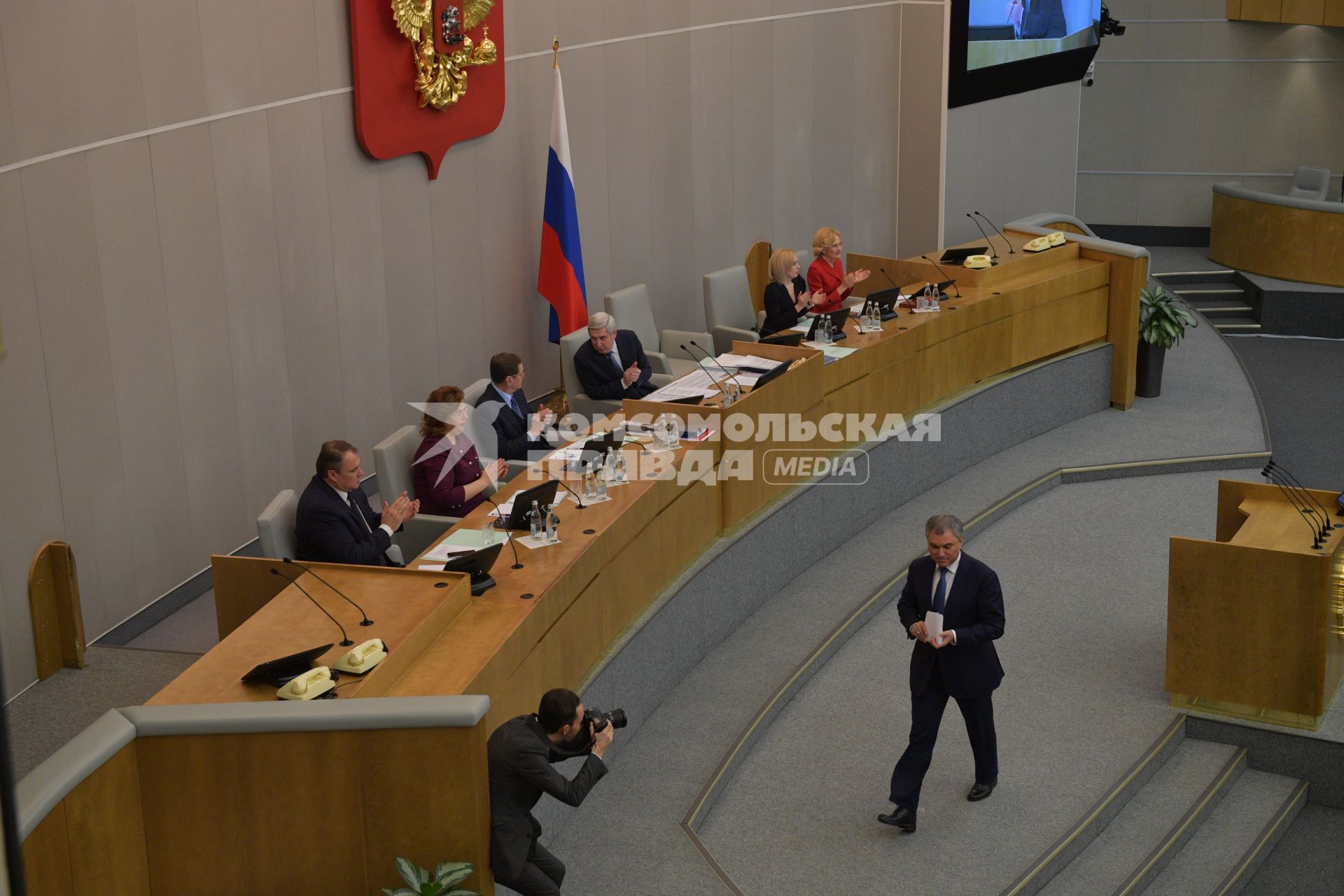 Москва. Во время  последнего пленарного заседания осенней сессии Госдумы РФ.