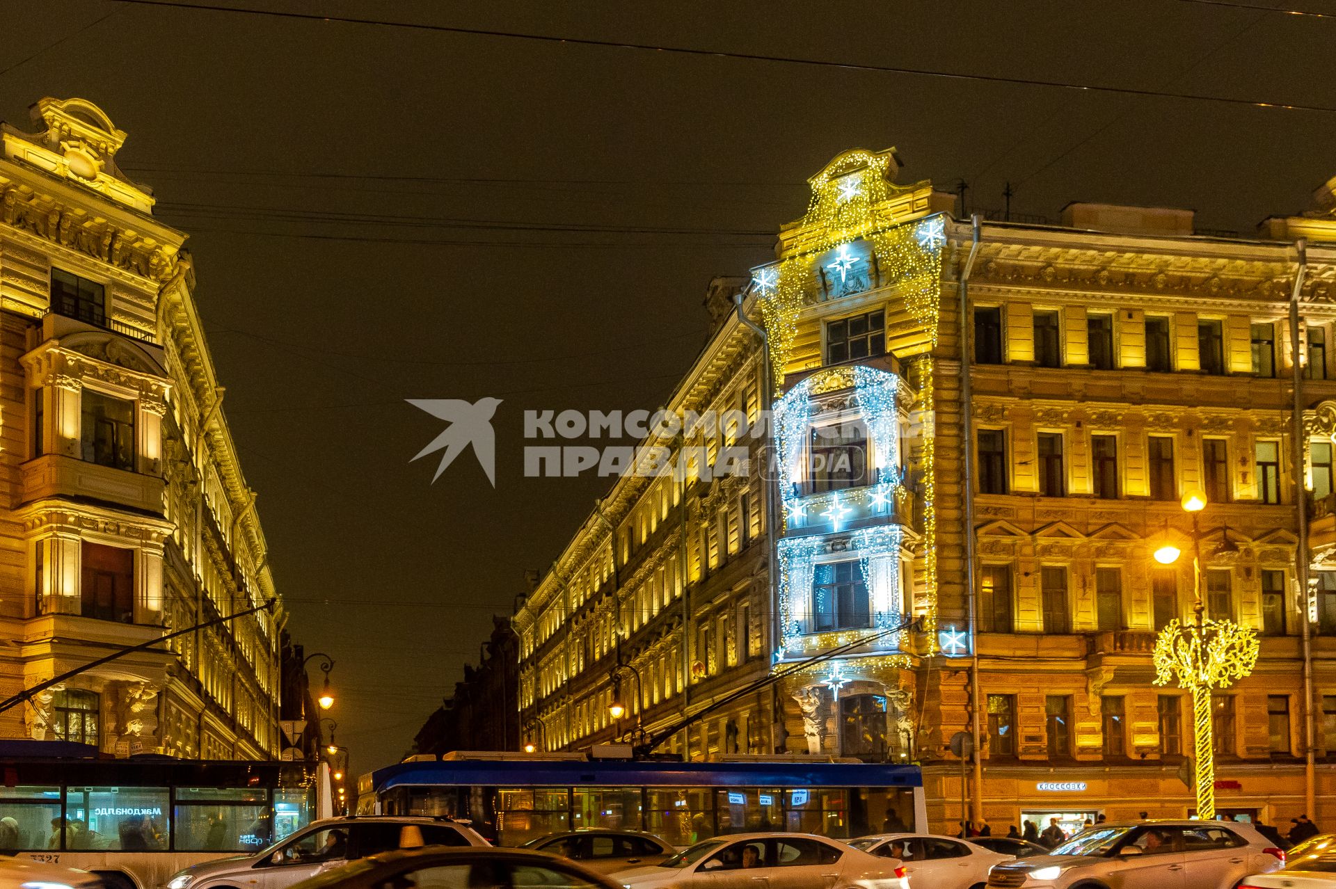 Санкт-Петербург. Новогодняя иллюминация города.