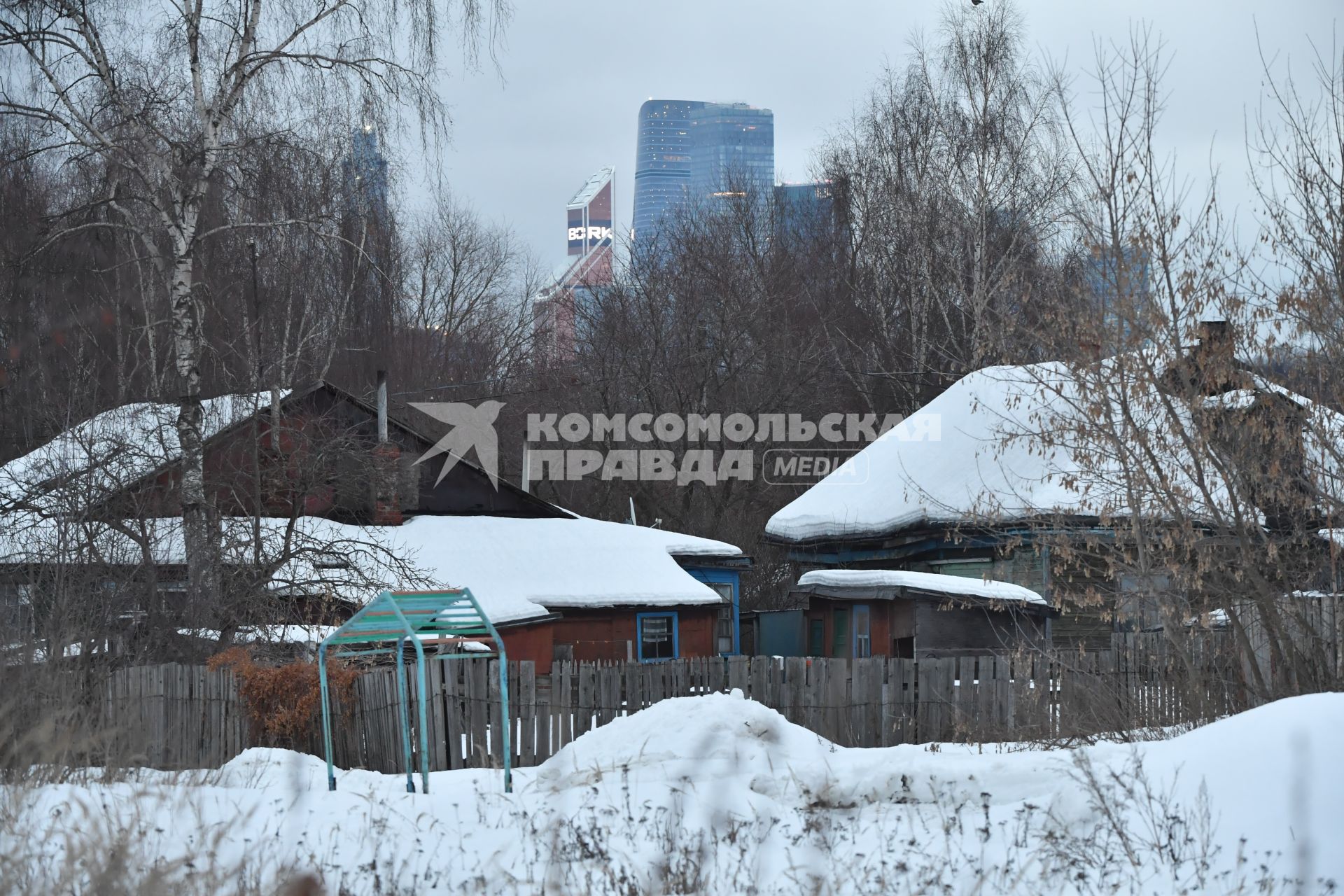 Москва. Вид на деревню Терехово - последнюю деревню в пределах МКАД.