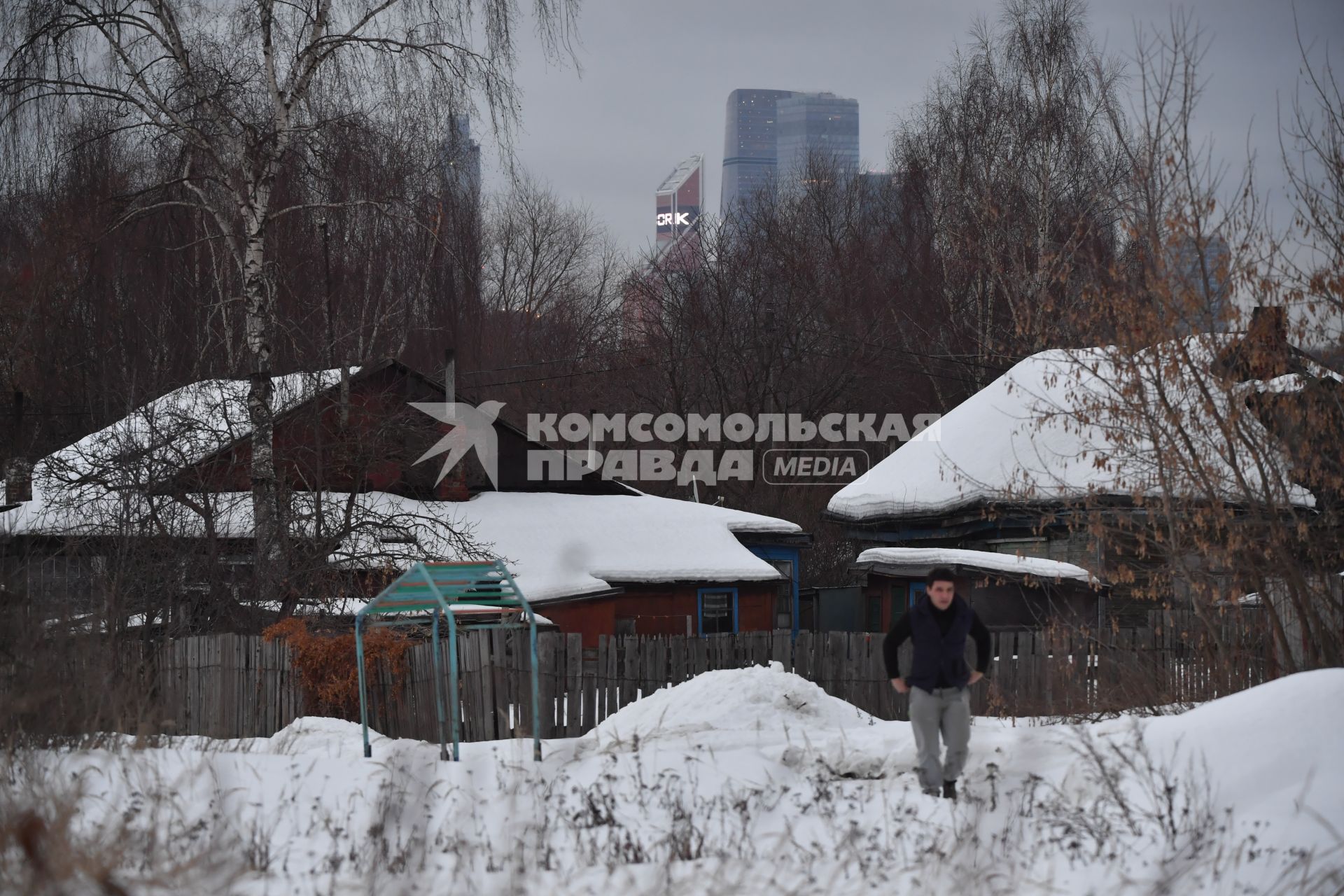 Москва. Вид на деревню Терехово - последнюю деревню в пределах МКАД.