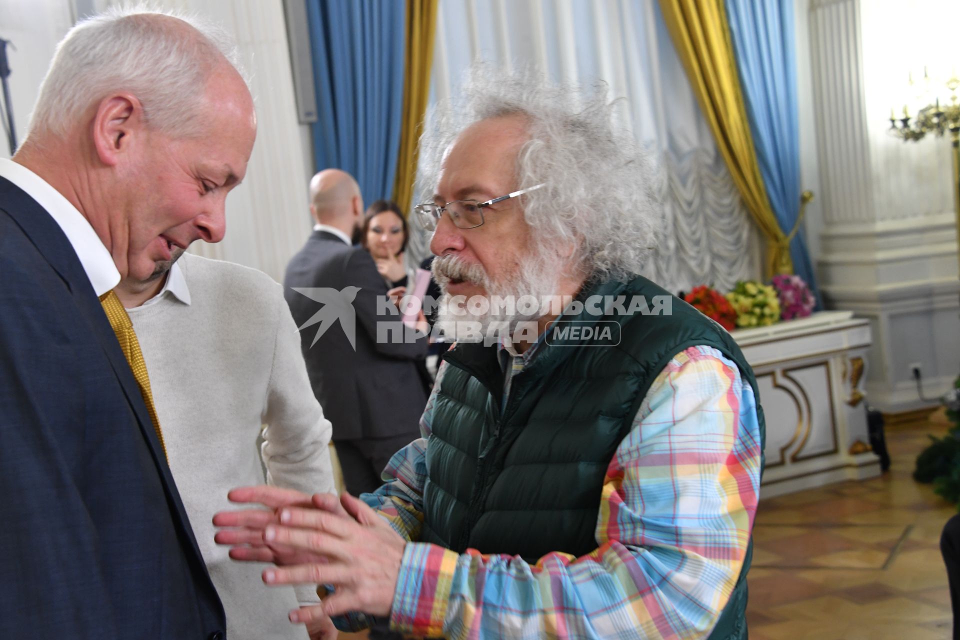 Москва. Журналист Алексей Венедиктов во время церемонии вручения премий правительства  РФ в области СМИ.