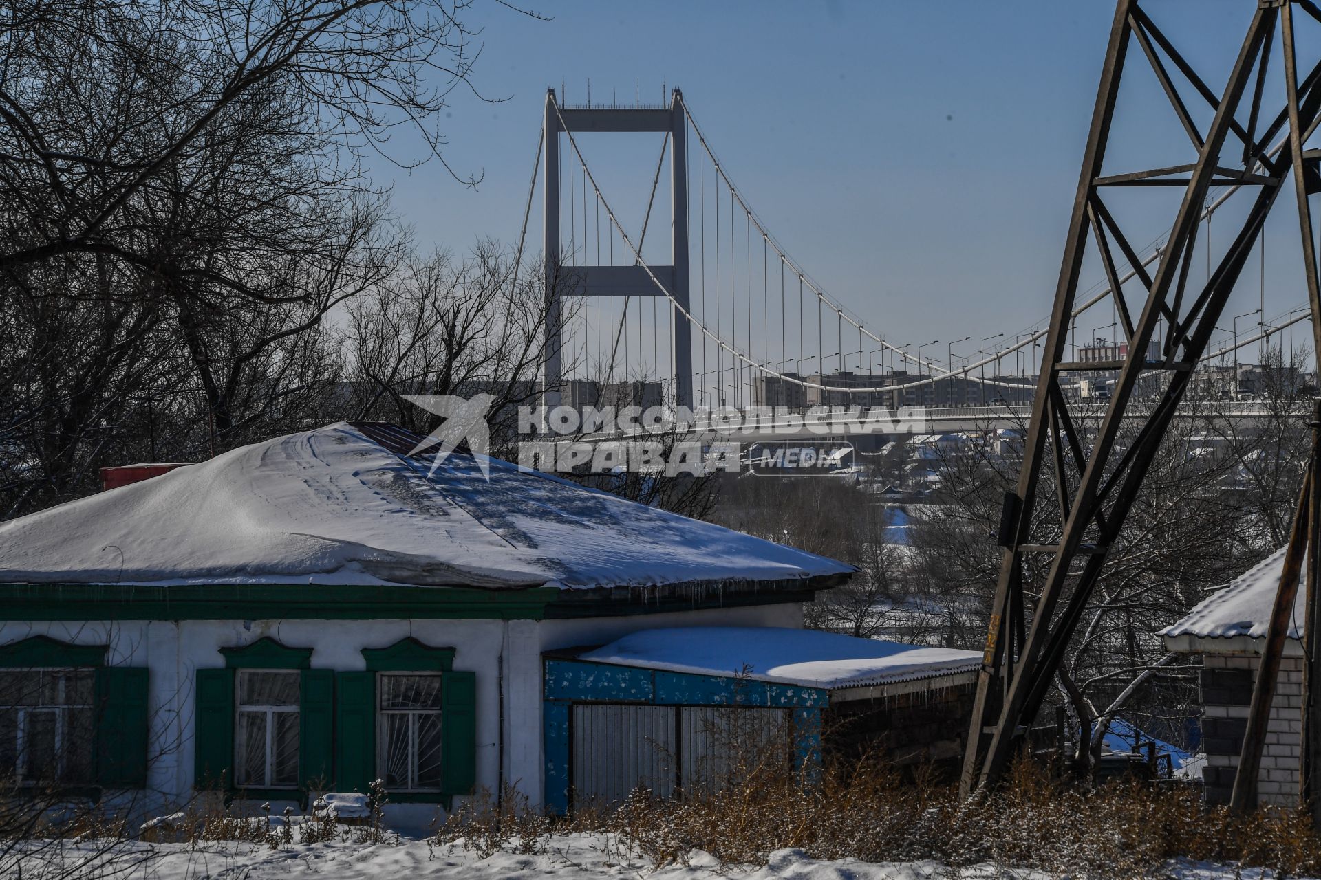 Казахстан, Семей (Семипалатинск). Вид на `Новый`подвесной мост.