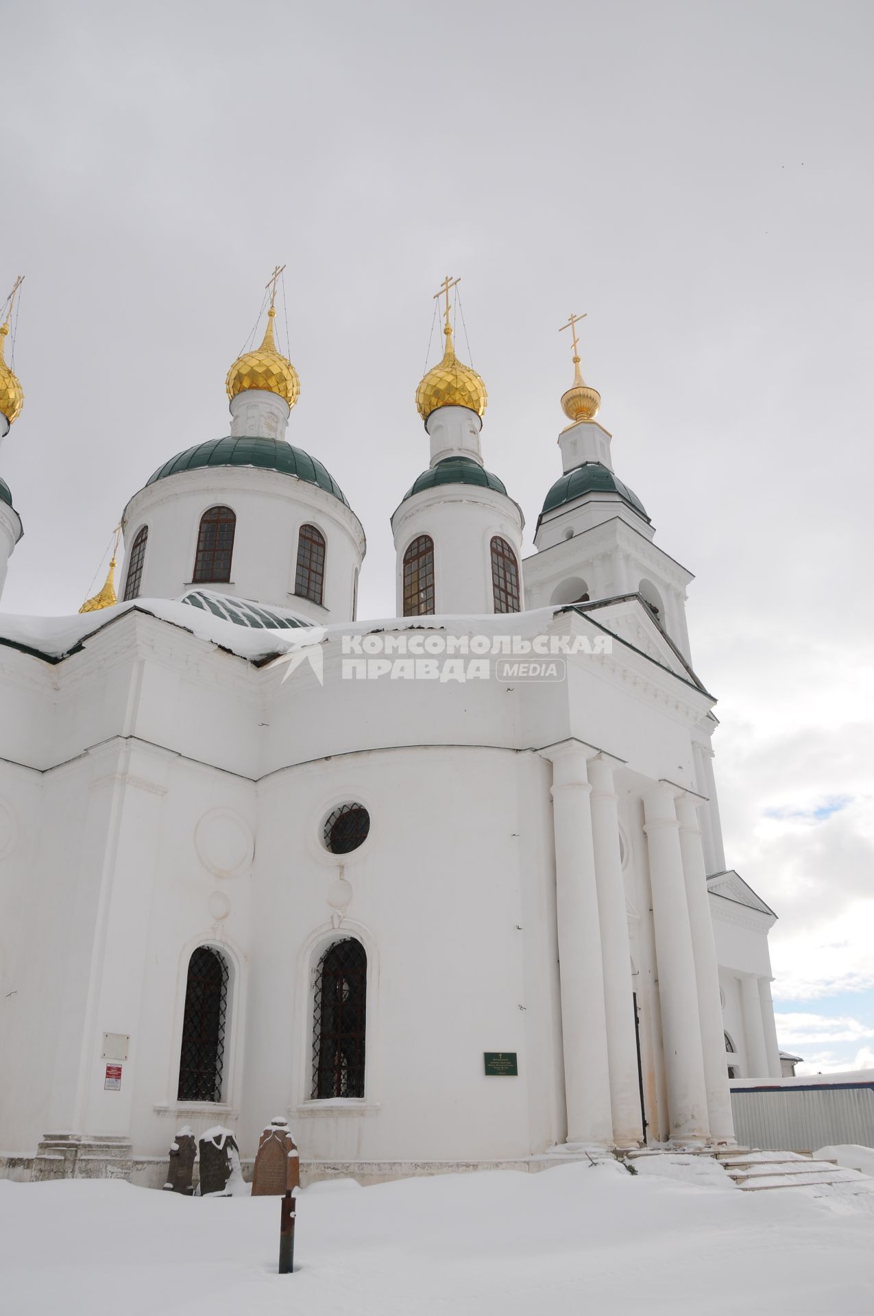 Ярославская область, Углич. Церковь Феодоровской иконы Божьей Матери.