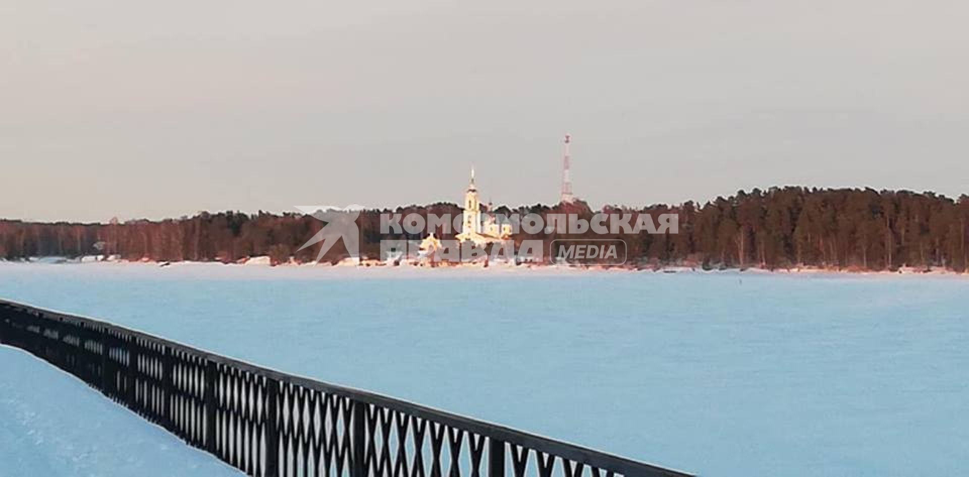 Мышкин. Вид на храм Вознесения Господне.