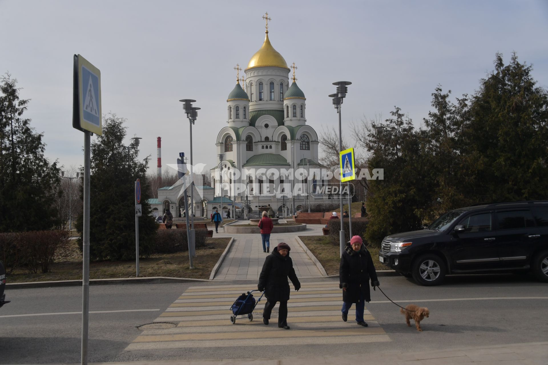 Москва.  Храм Преподобного Сергия Радонежского в Солнцево.