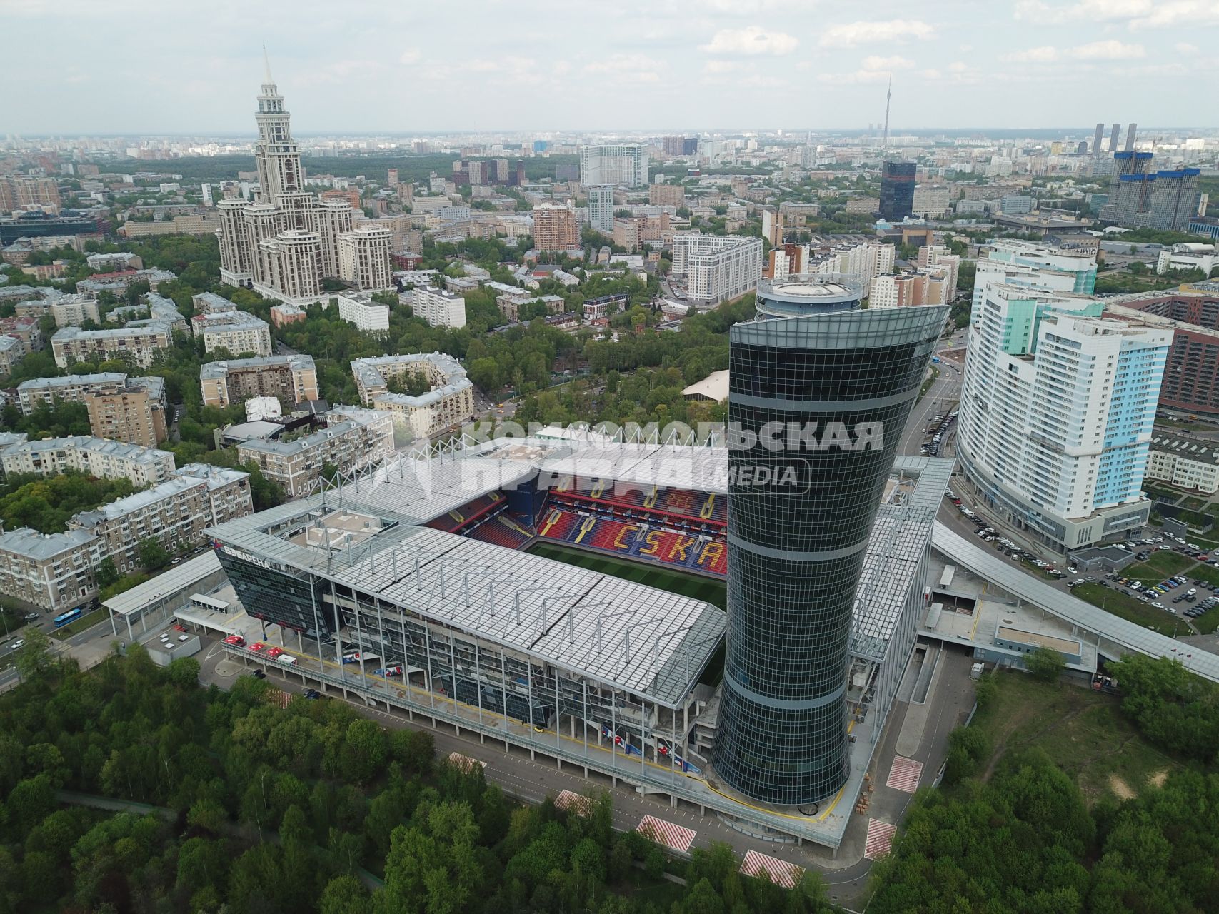 Москва. Вид сверху на новый стадион ЦСКА - `Арена ЦСКА`.