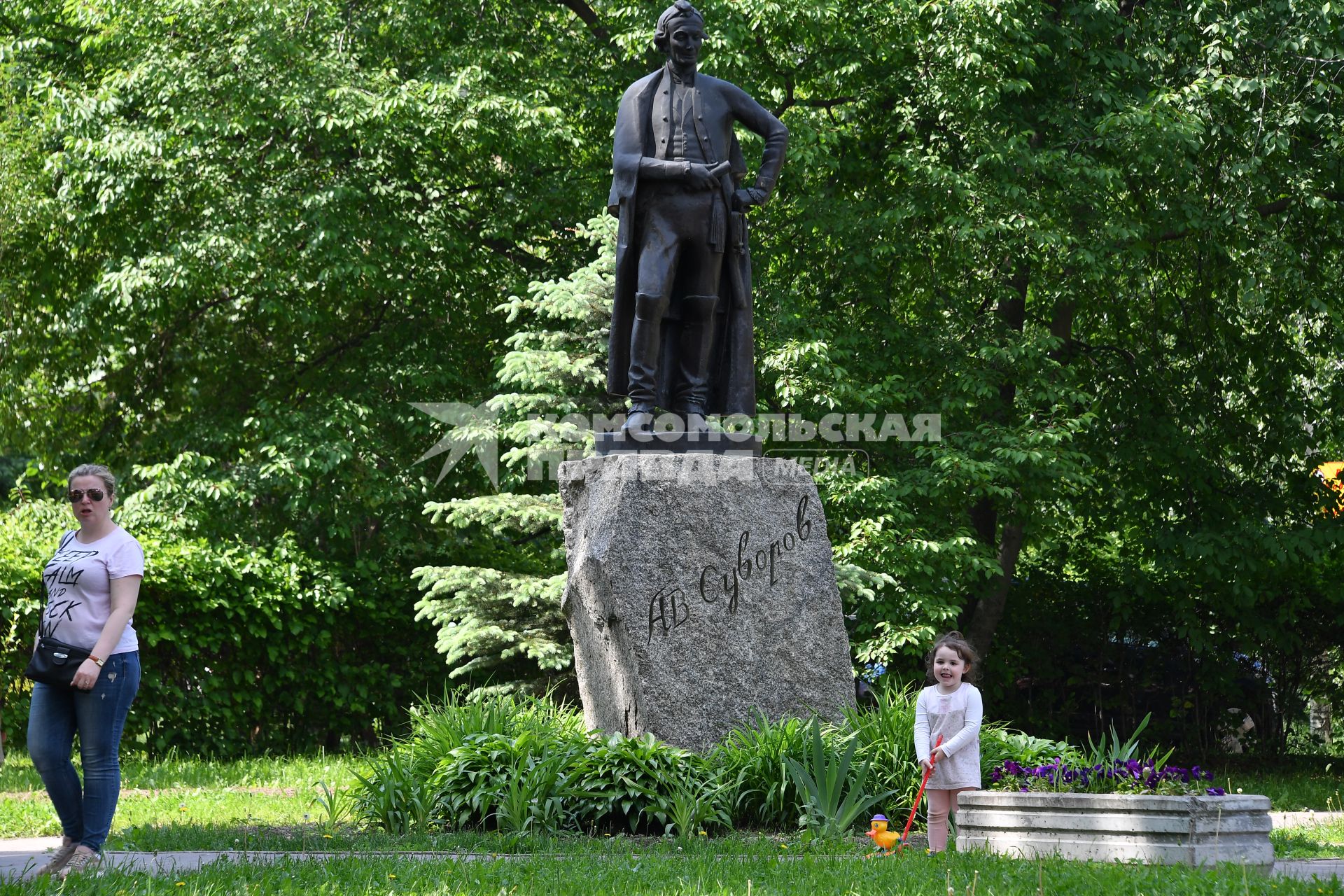 Московская область, Мытищи. Памятник русскому полководцу А.В. Суворову.