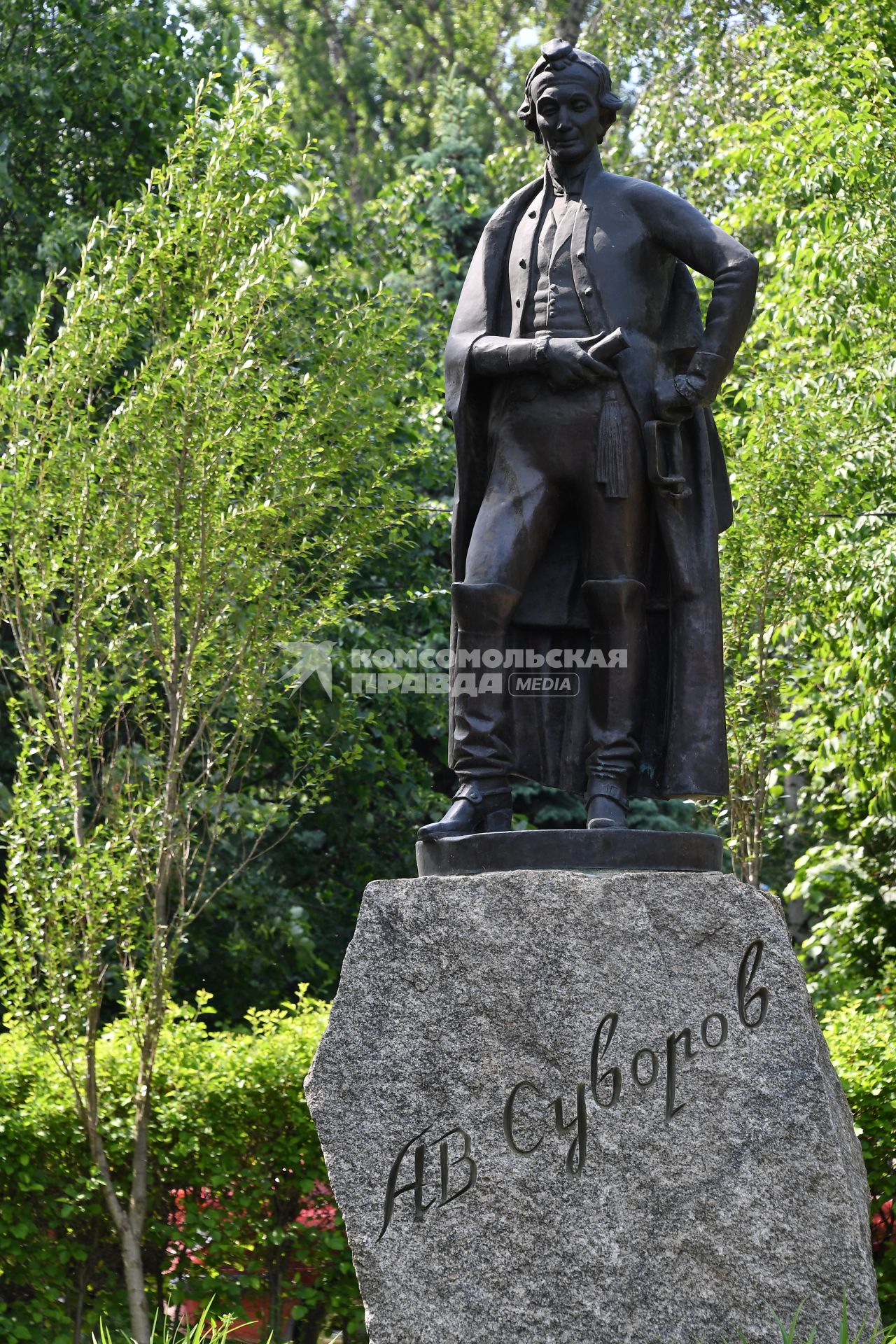 Московская область, Мытищи. Памятник русскому полководцу А.В. Суворову.