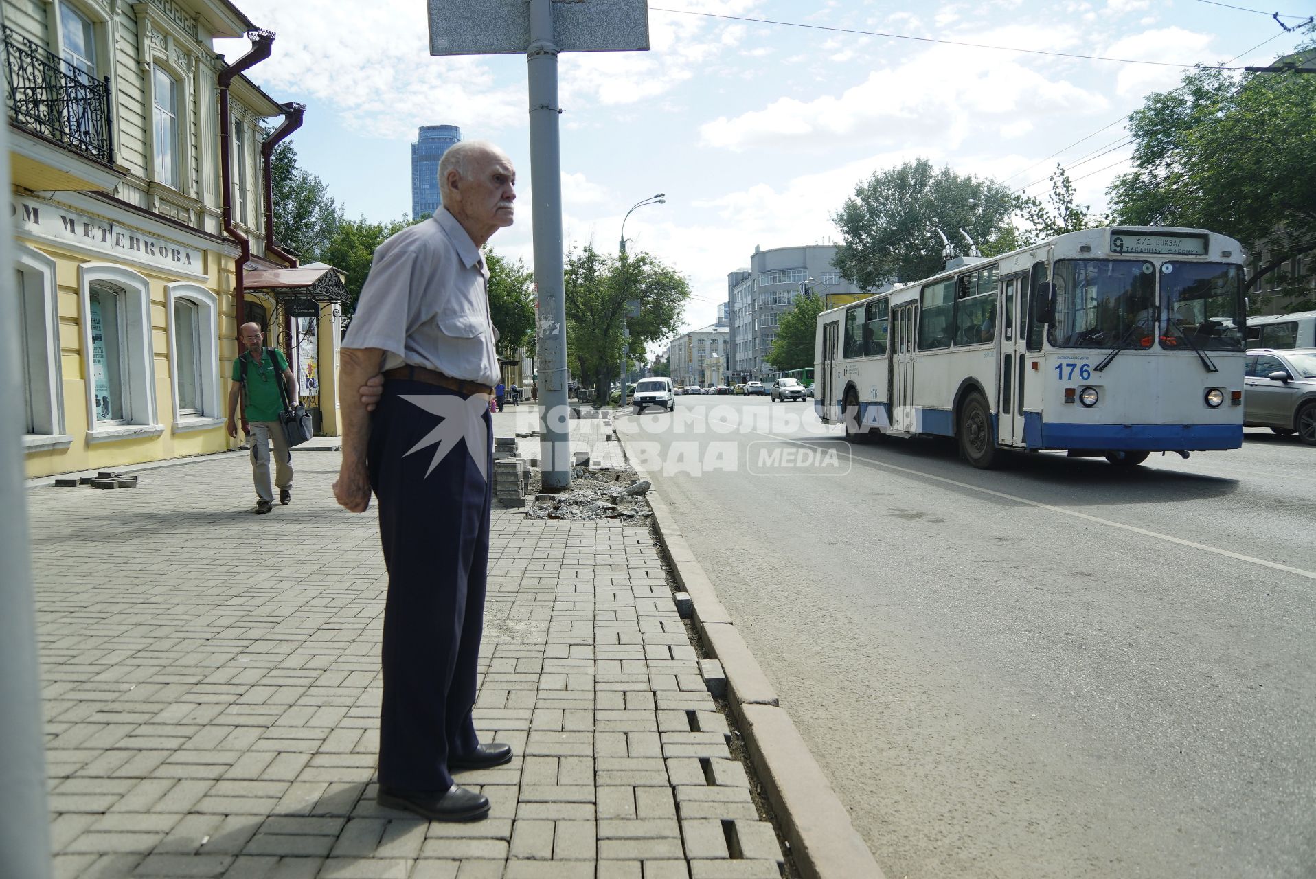 Екатеринбург. Троллейбус в городе